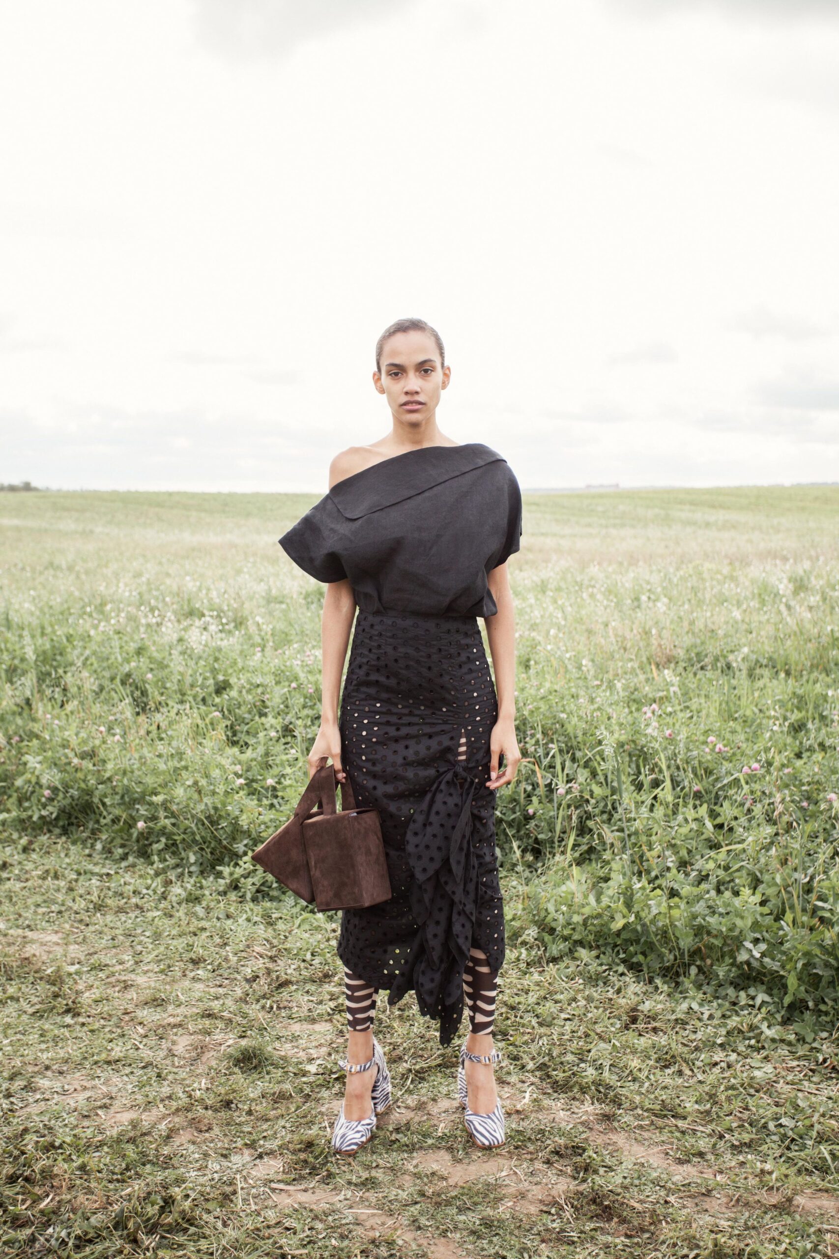 A.W.A.K.E. MODE S/S 16 Look 675