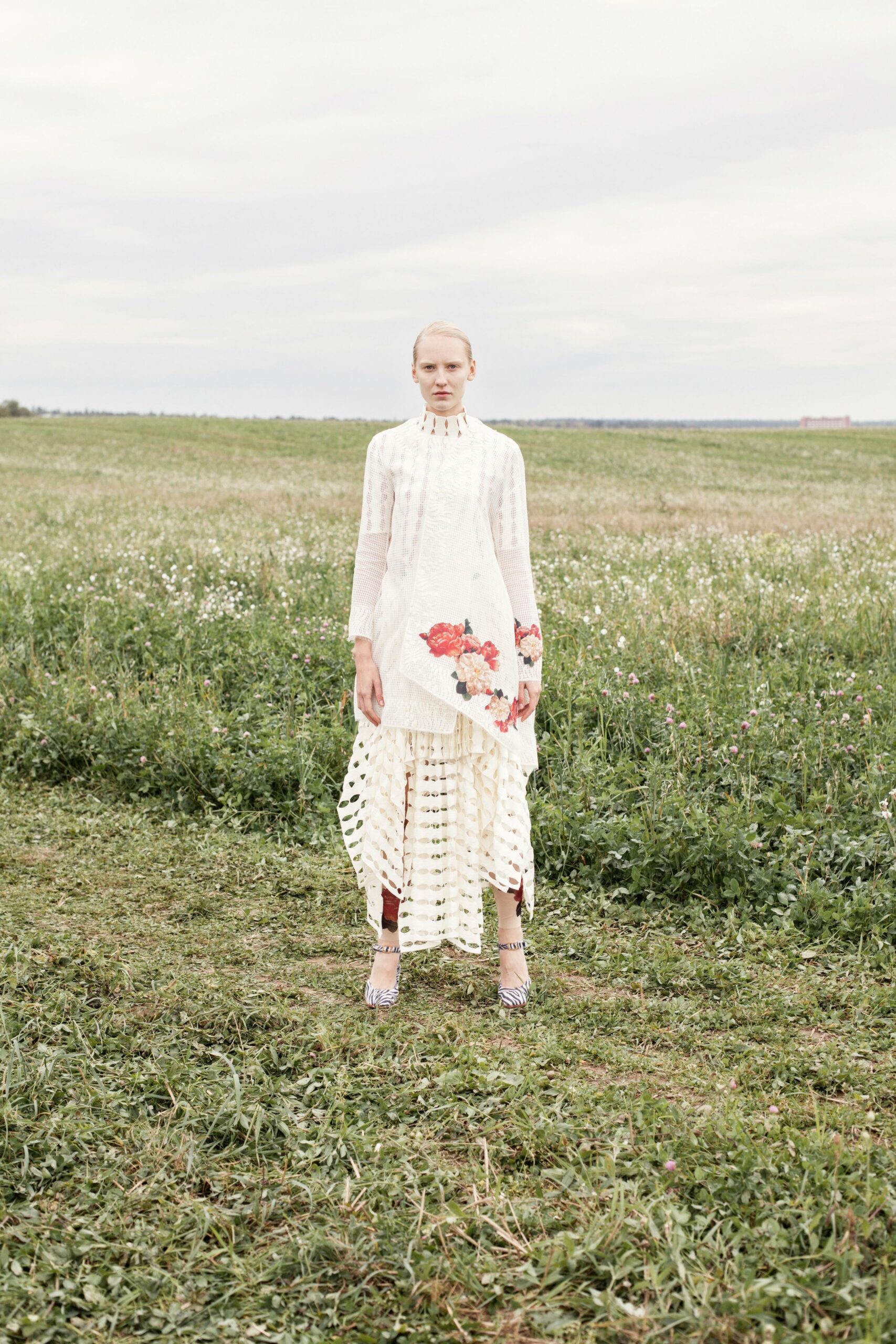 A.W.A.K.E. MODE S/S 16 Look 722