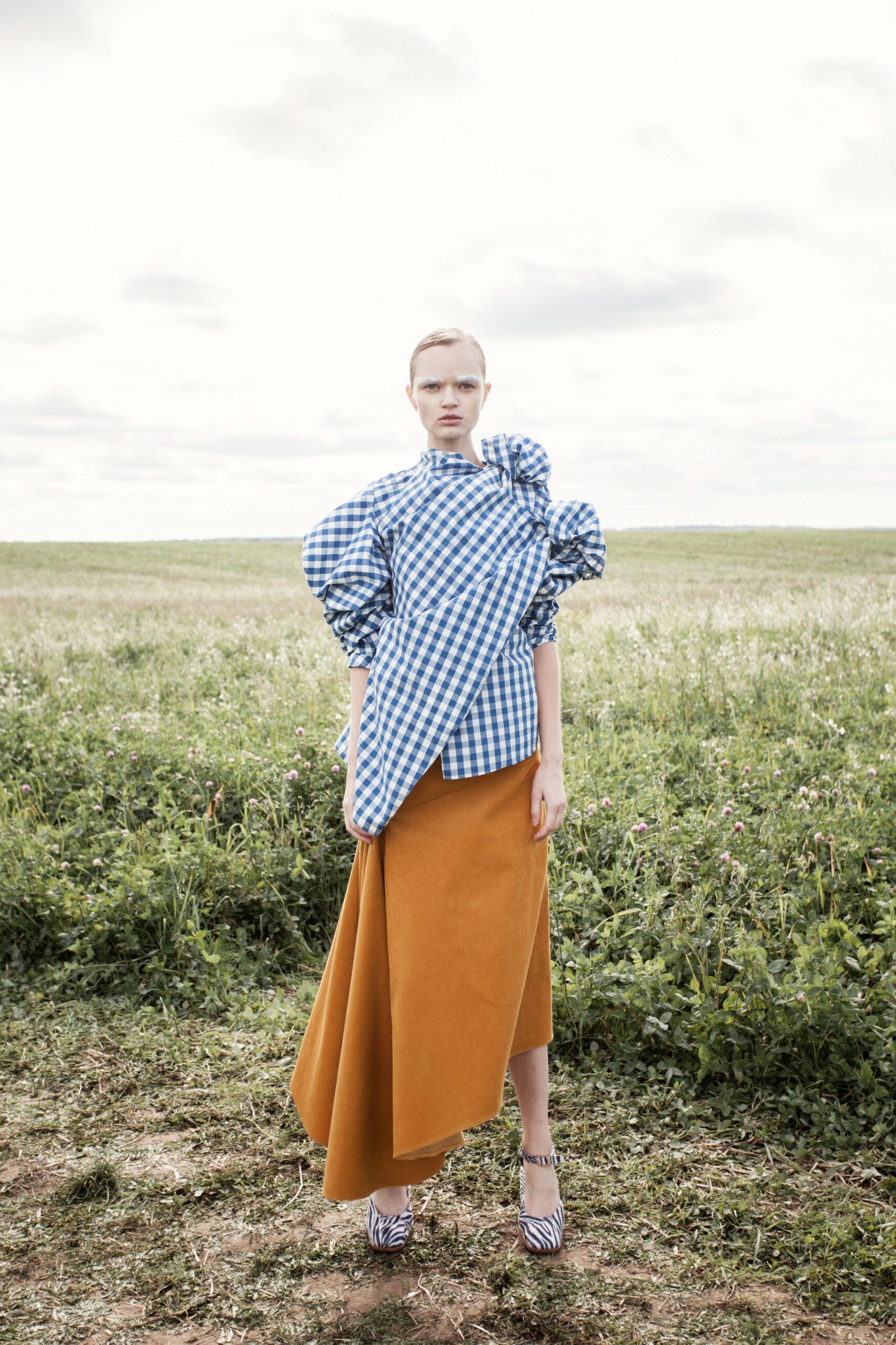 A.W.A.K.E. MODE S/S 16 Look 789