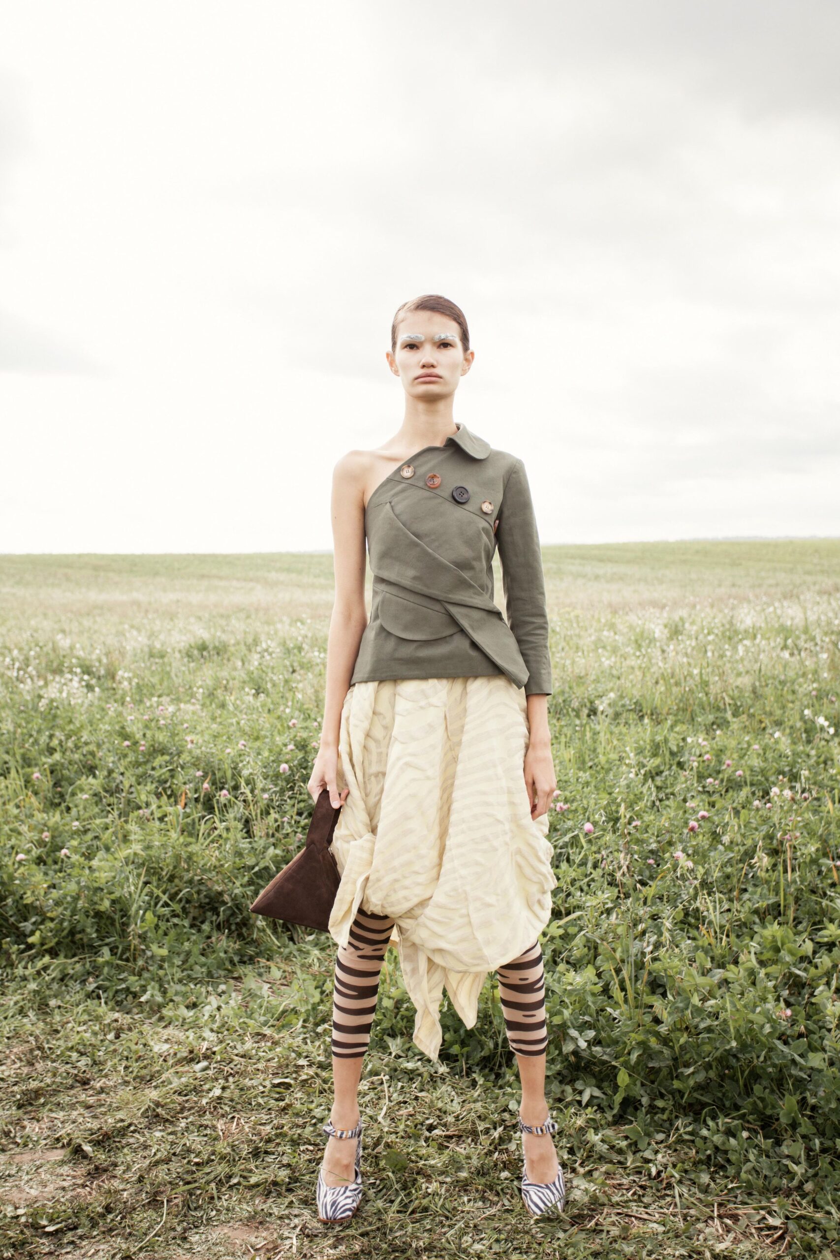 A.W.A.K.E. MODE S/S 16 Look 848