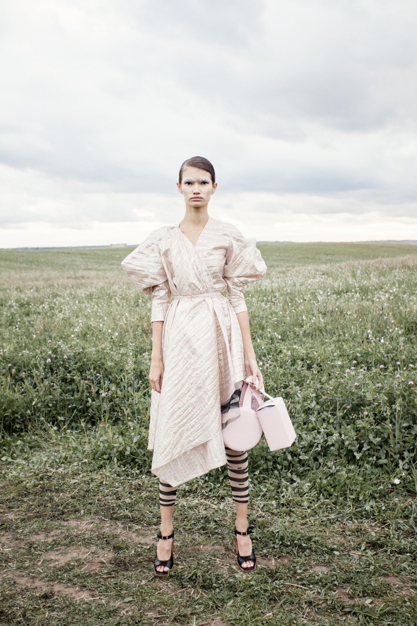 A.W.A.K.E. MODE S/S 16 Look 953