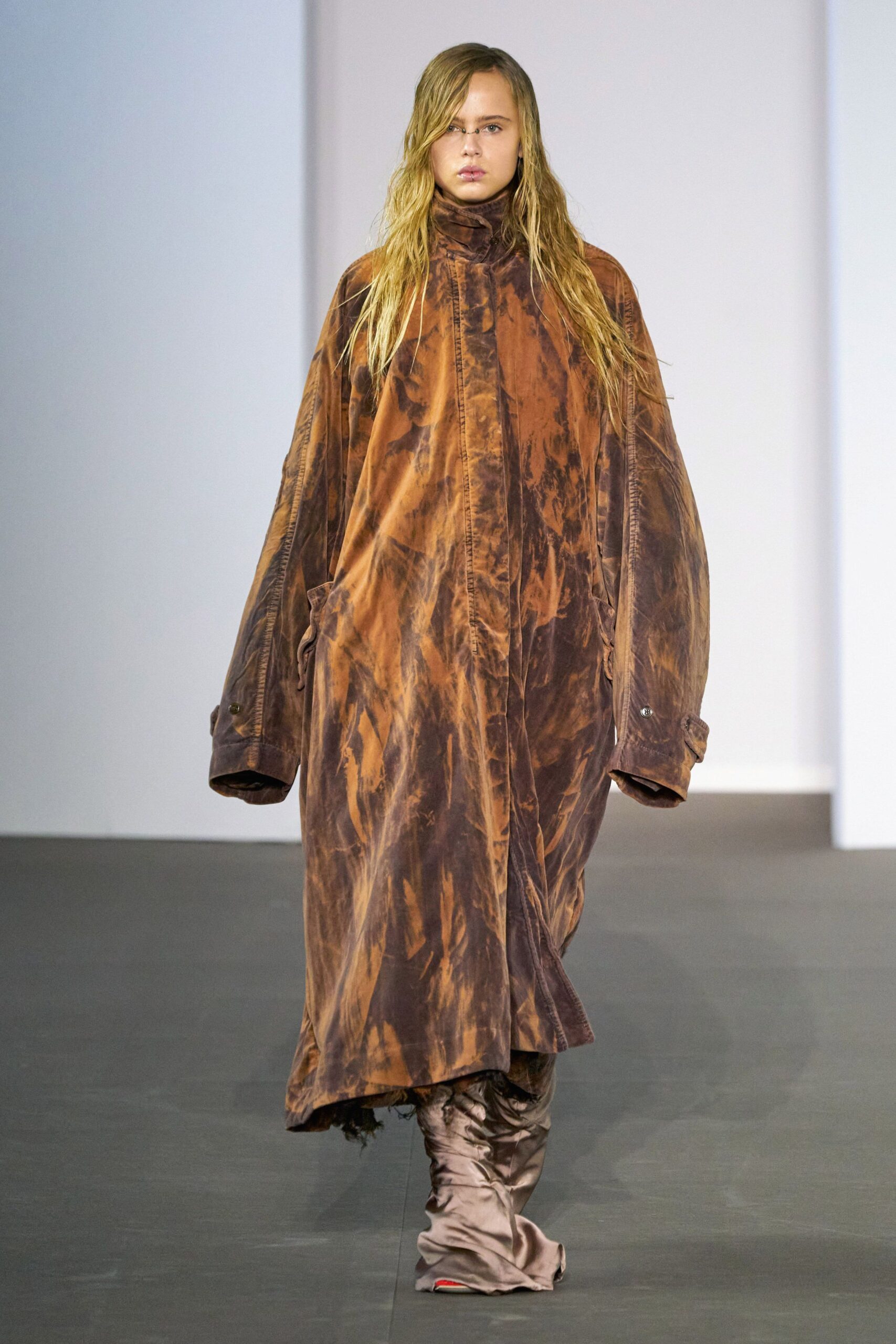 Acne Studios F/W 20 Look 572