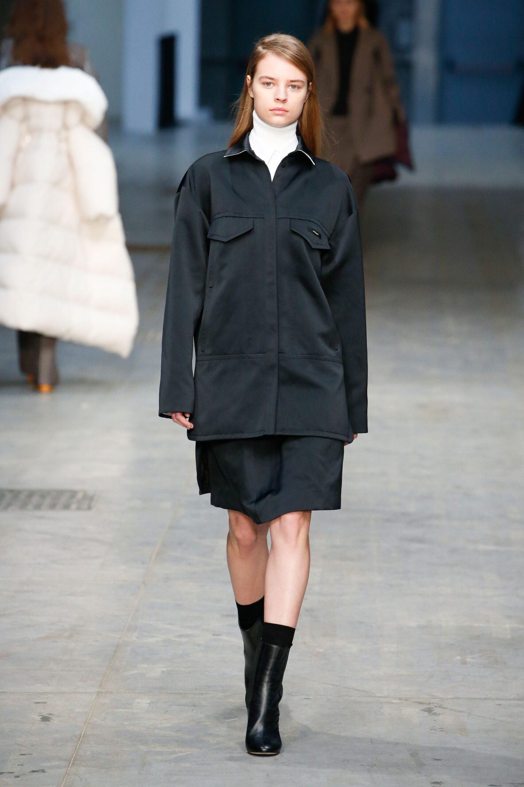 A. Teodoro F/W 18 Look 158