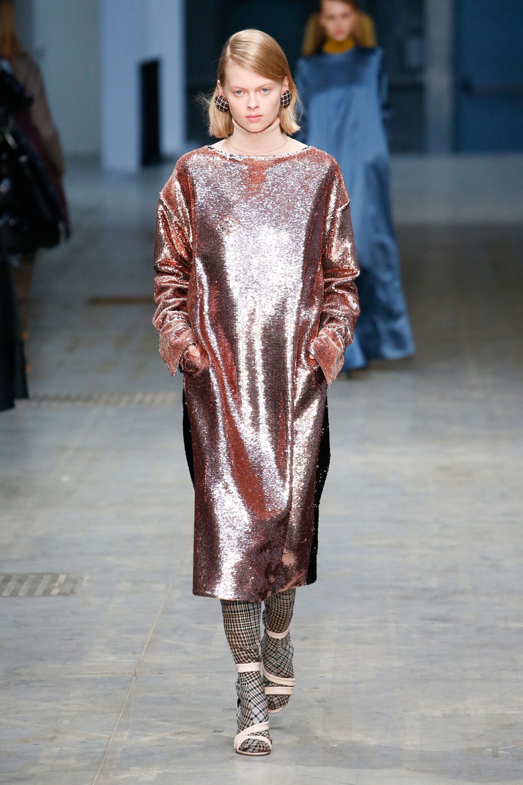 A. Teodoro F/W 18 Look 269