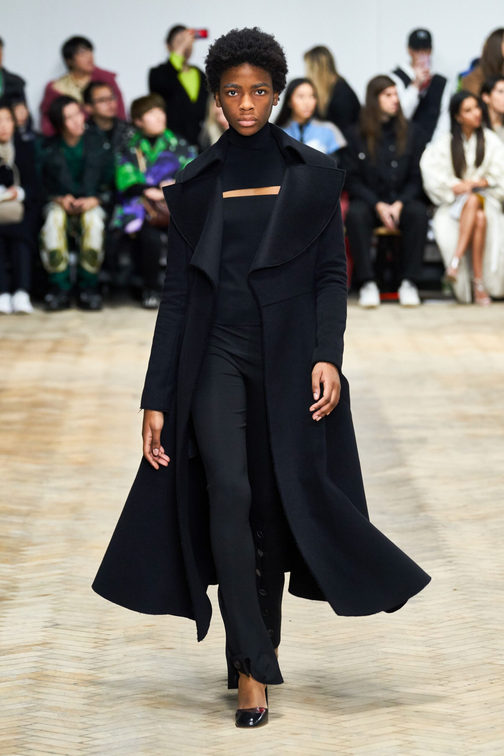 A.W.A.K.E. MODE F/W 19 Look 26