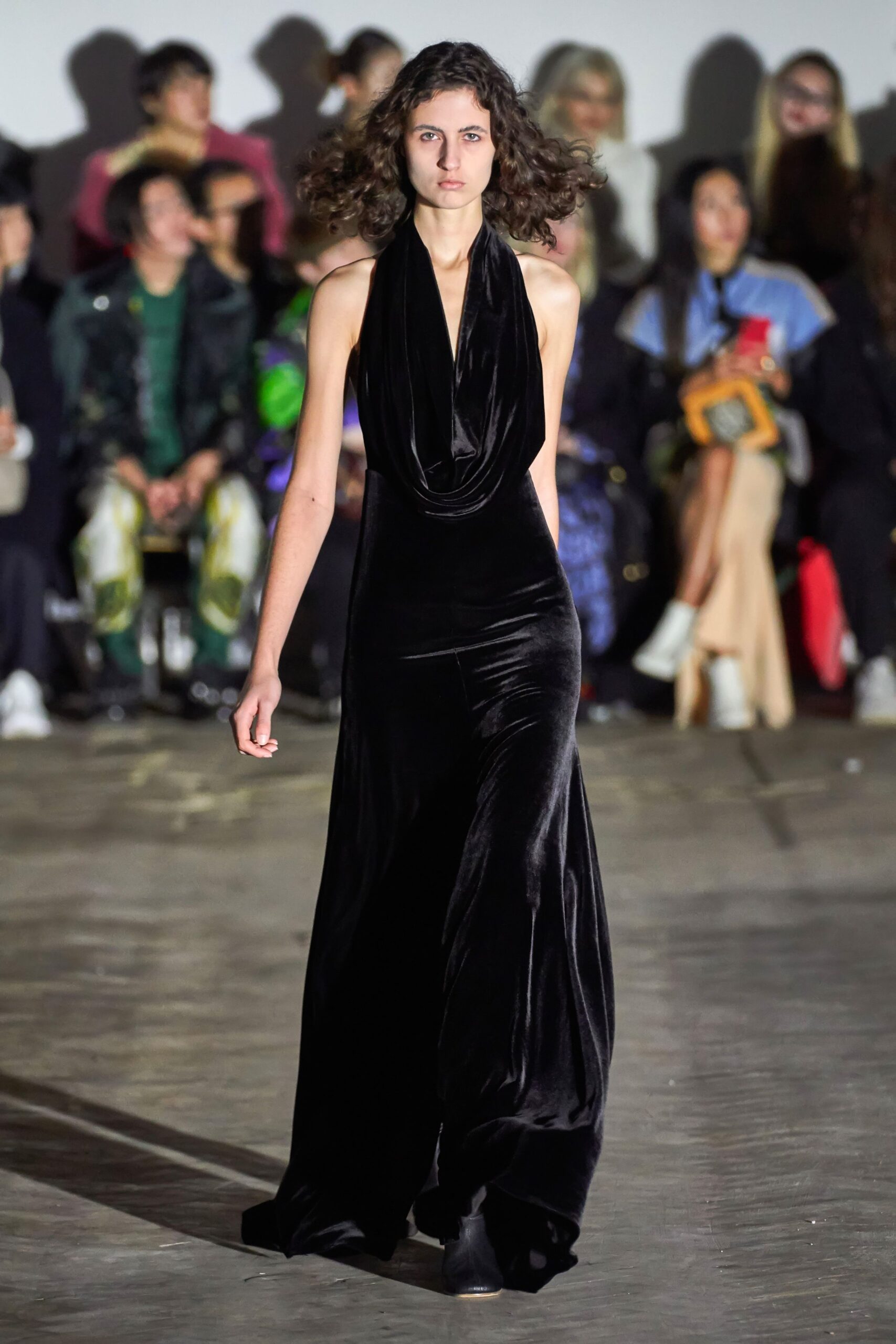 A.W.A.K.E. MODE F/W 19 Look 459