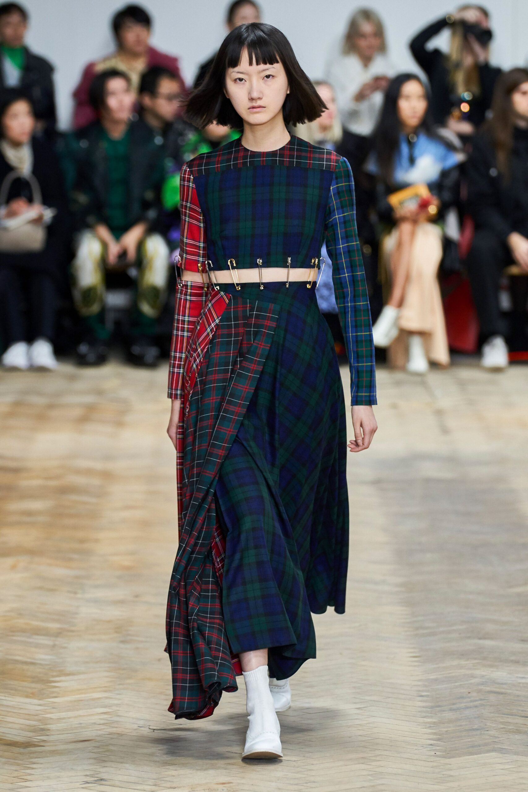 A.W.A.K.E. MODE F/W 19 Look 535
