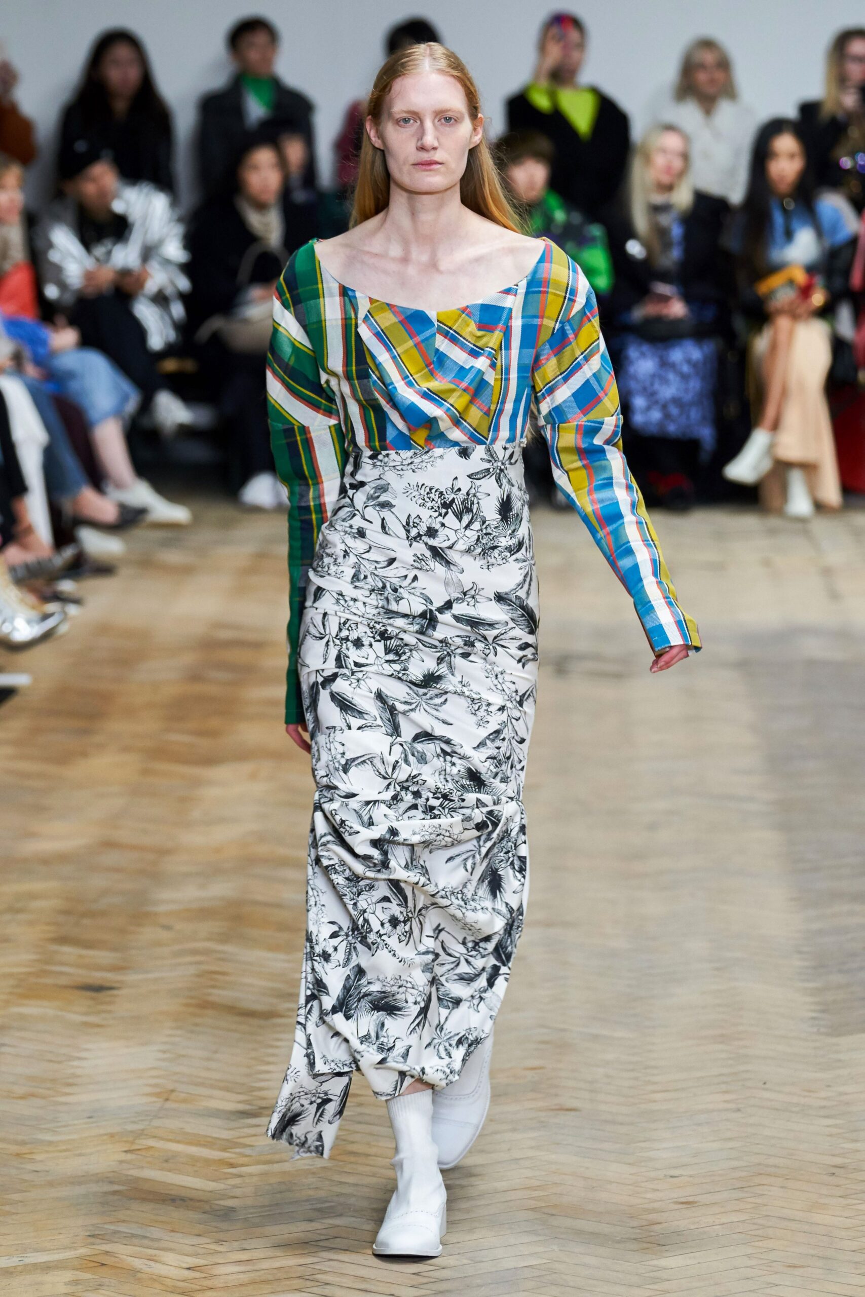 A.W.A.K.E. MODE F/W 19 Look 638