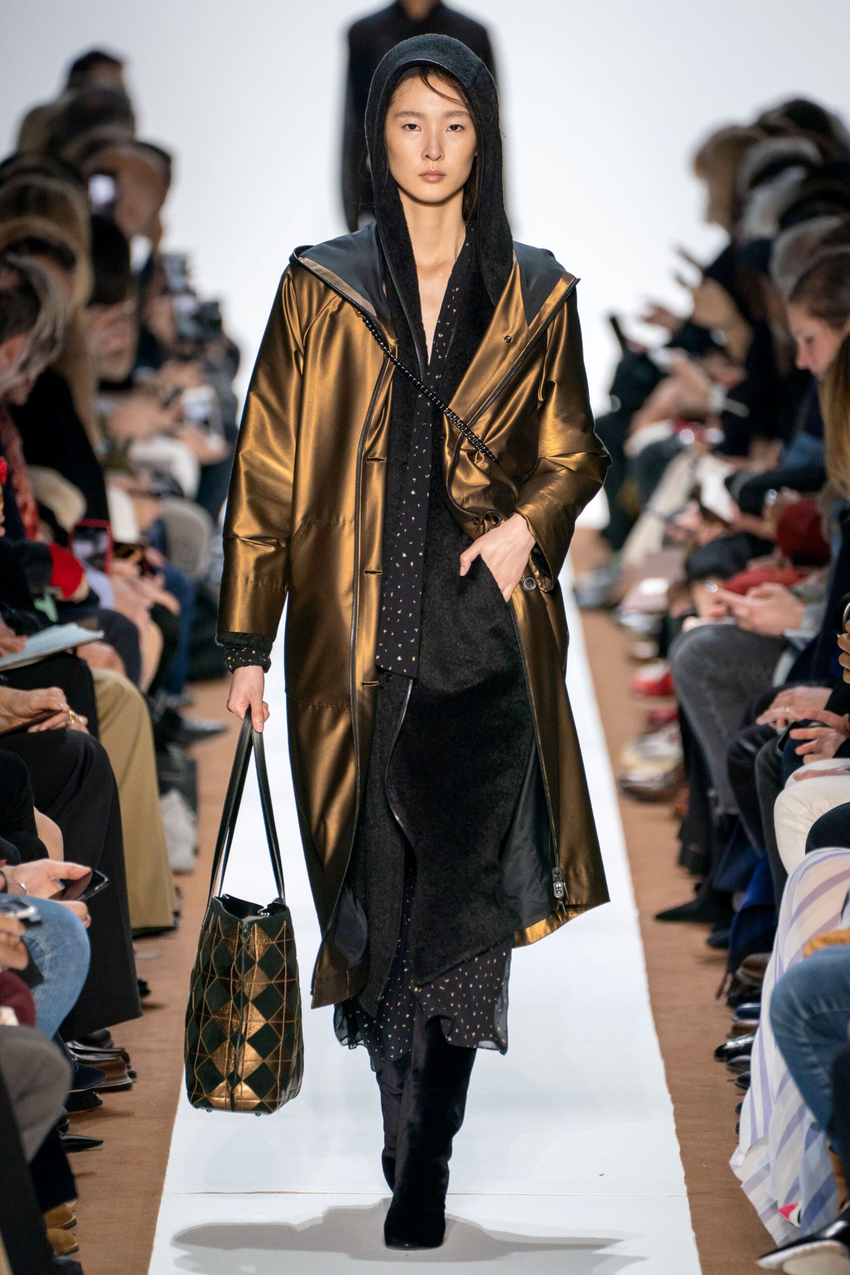Akris F/W 19 Look 655
