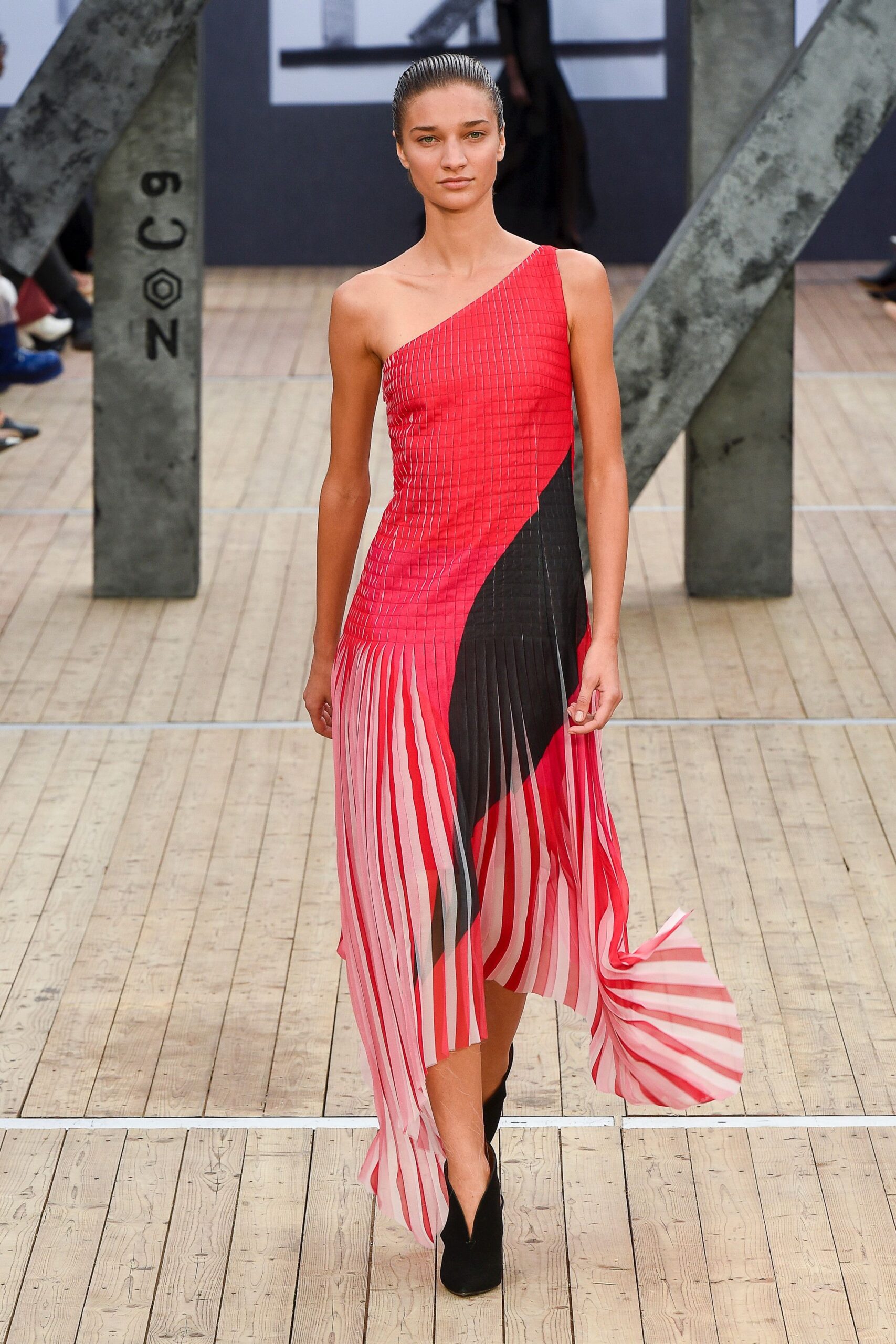 Akris S/S 19 Look 762