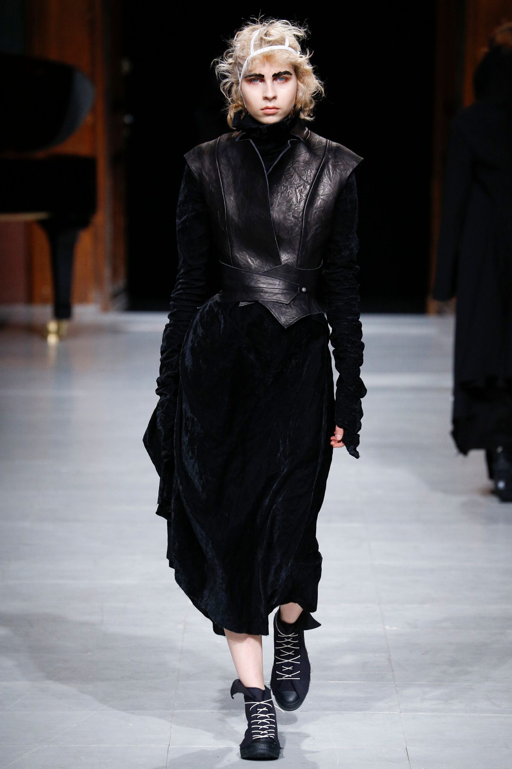 Aganovich F/W 16 Look 97