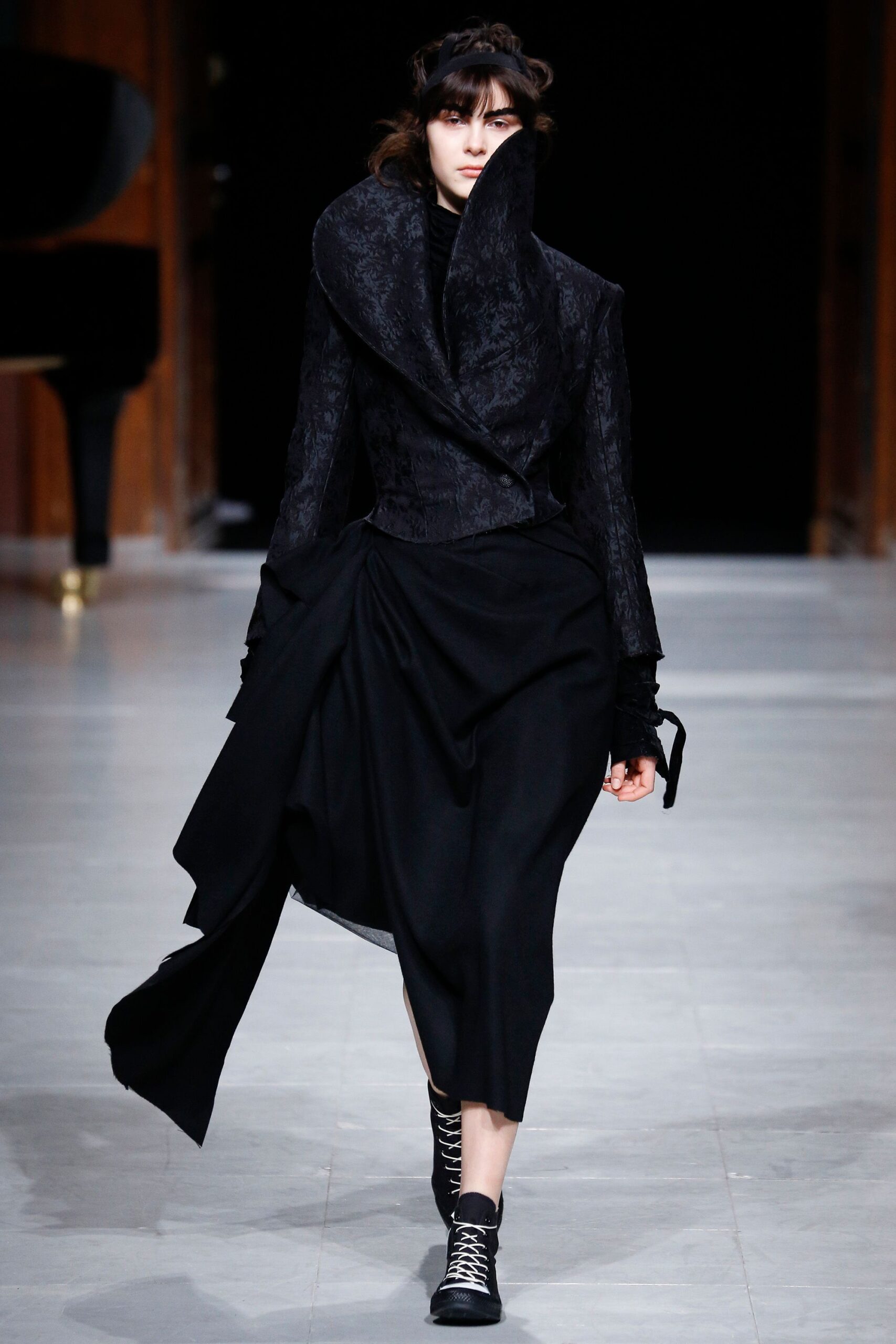 Aganovich F/W 16 Look 269