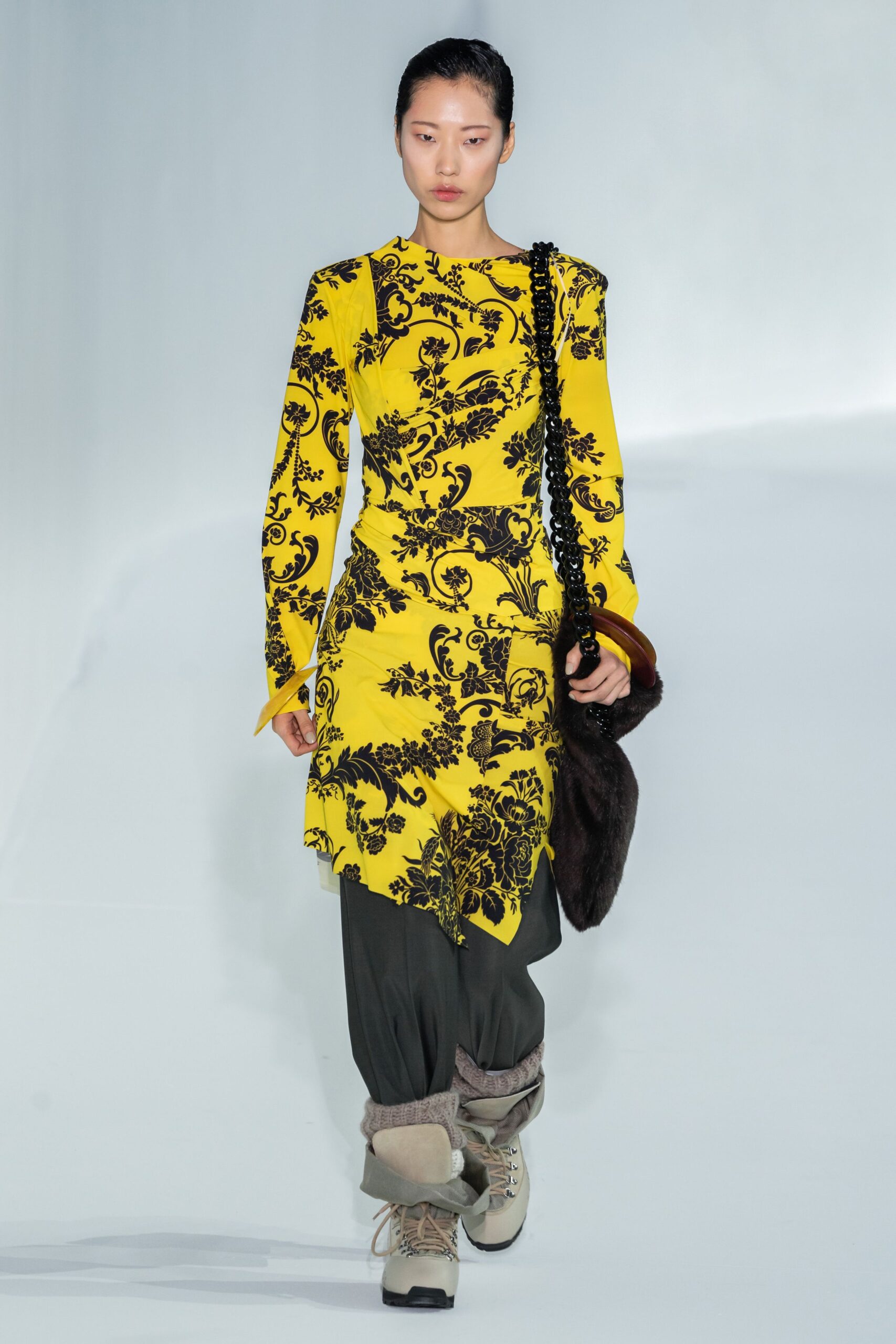 Acne Studios F/W 19 Look 421