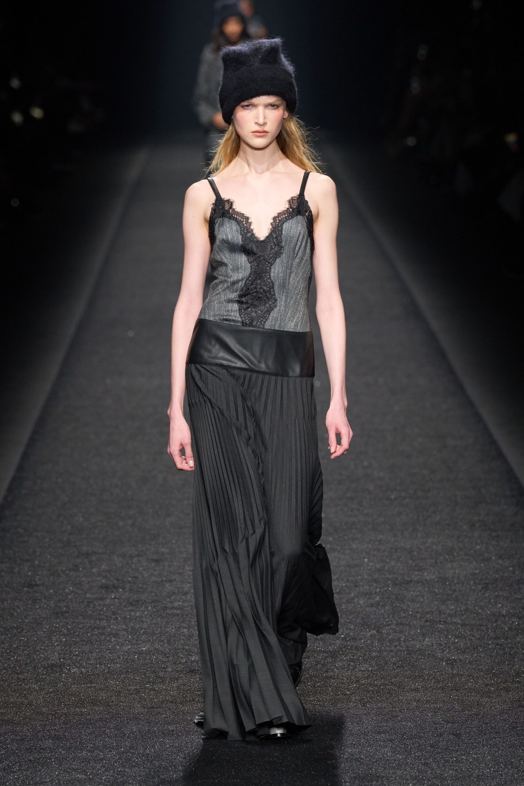 Alberta Ferretti F/W 24 Look 5