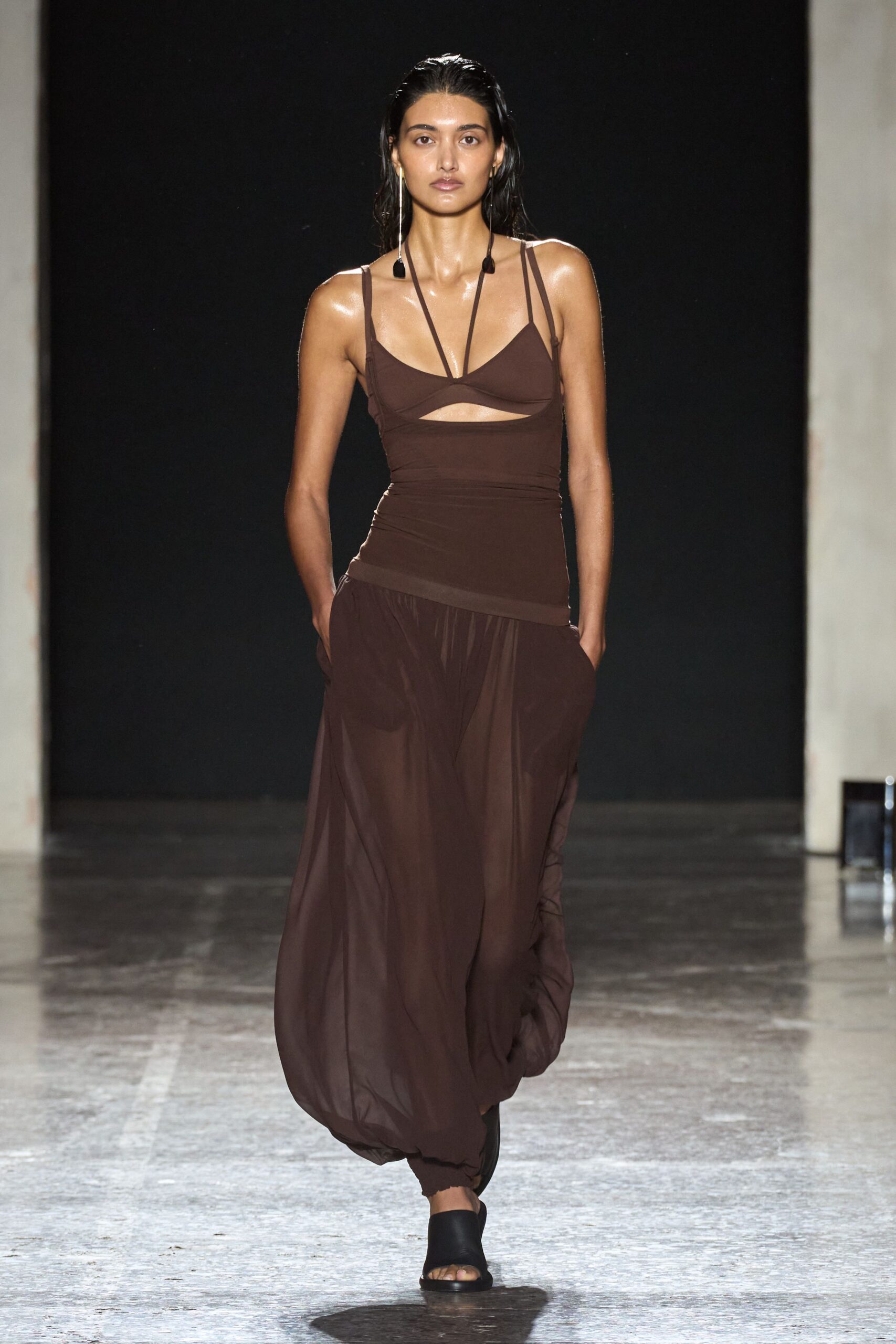 brown chiffon relaxed pleated flowing pants