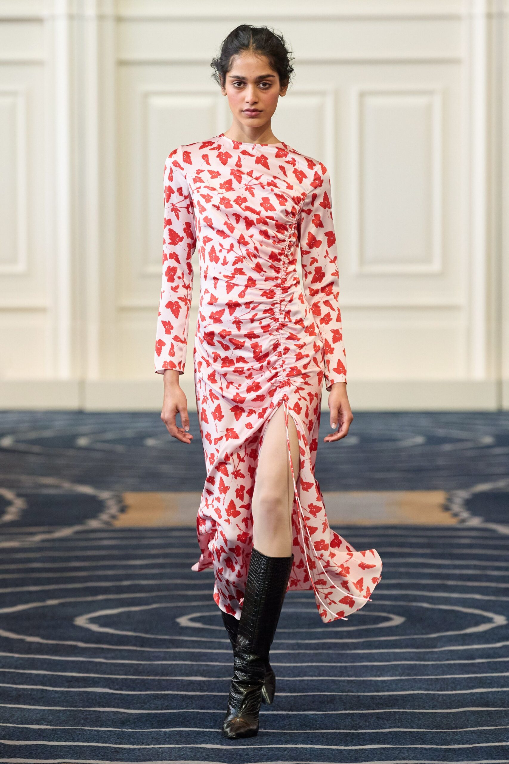 Alejandra Alonso Rojas F/W 24 Look 37