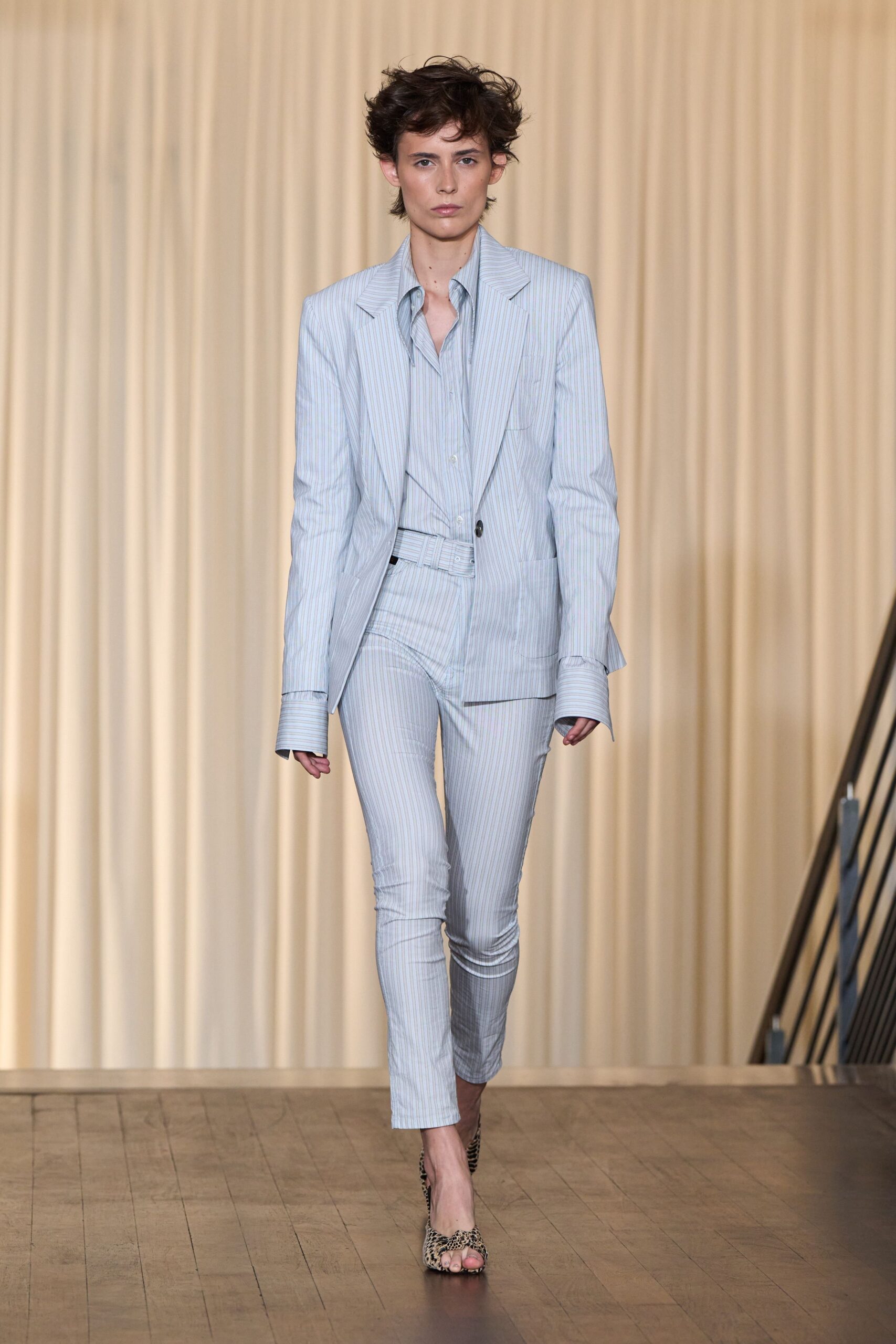 Andreas Kronthaler for Vivienne Westwood S/S 25 Look 61