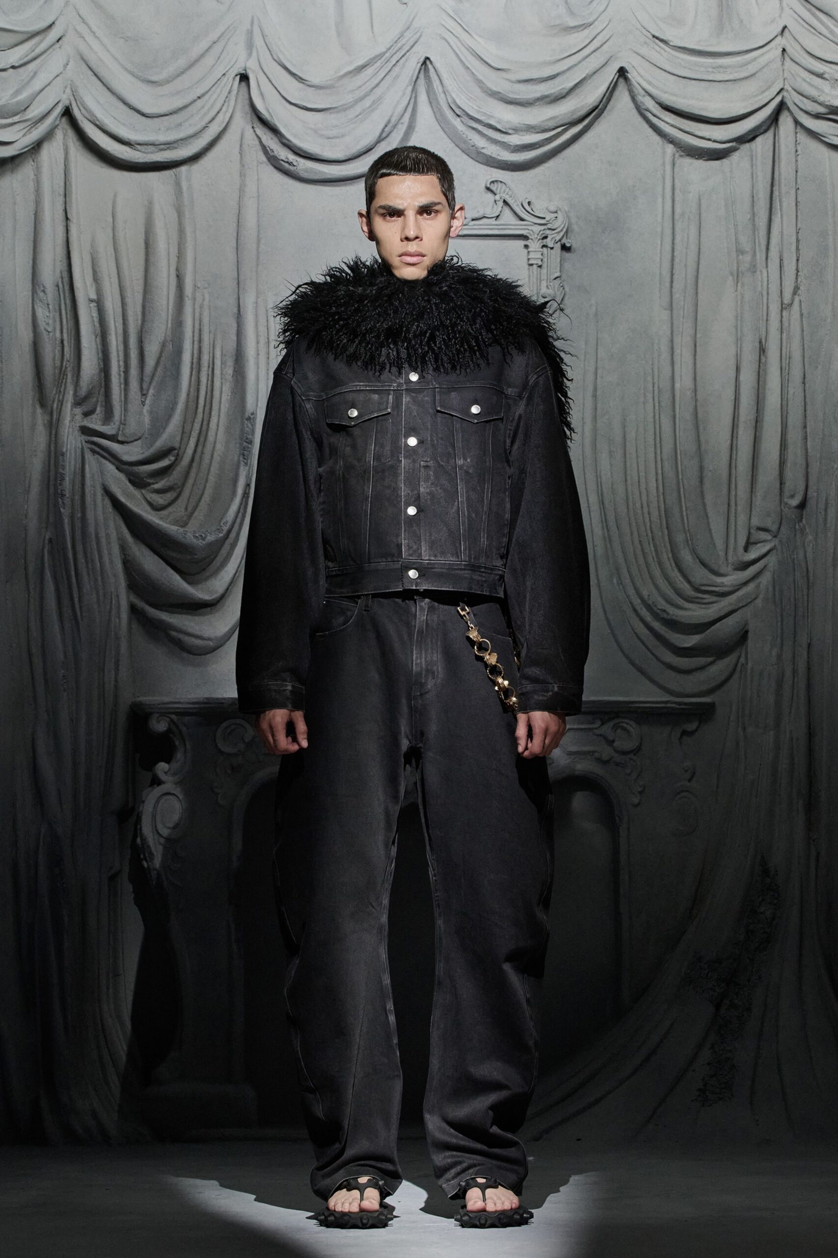 black denim long-sleeve collared relaxed zippered jacket