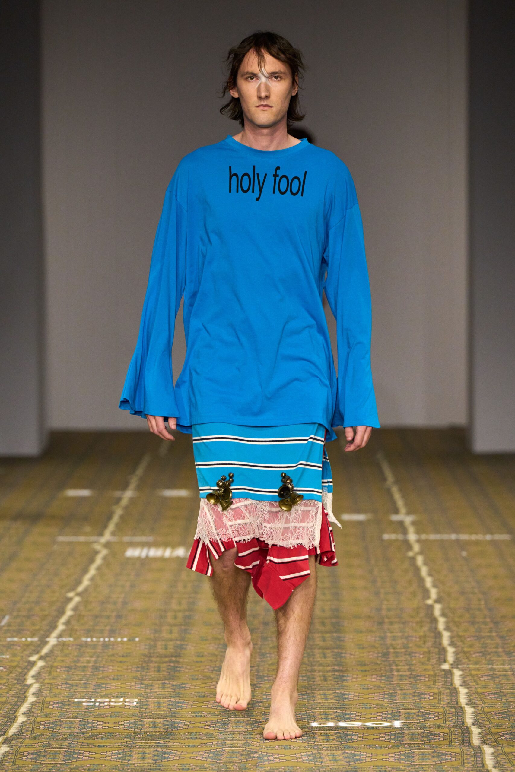 blue cotton long-sleeve collared oversized printed top