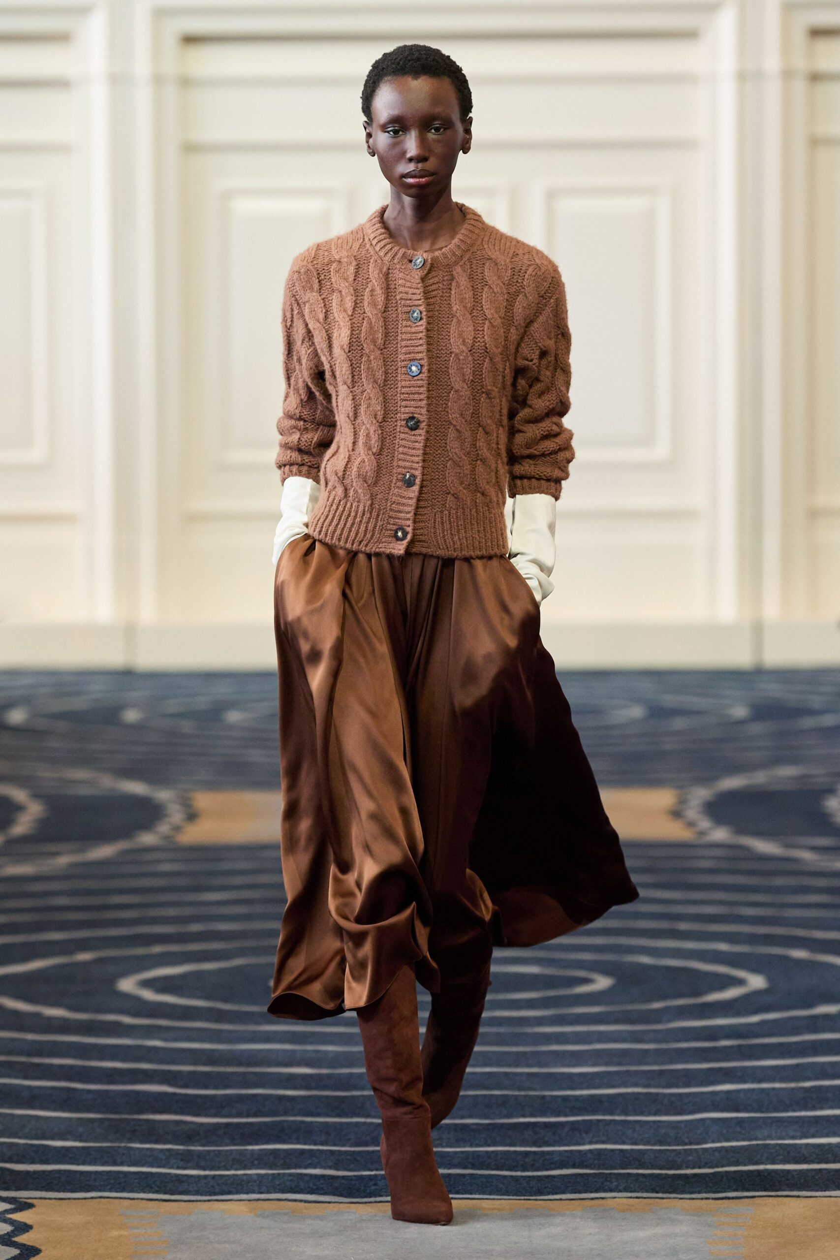 Alejandra Alonso Rojas F/W 24 Look 85
