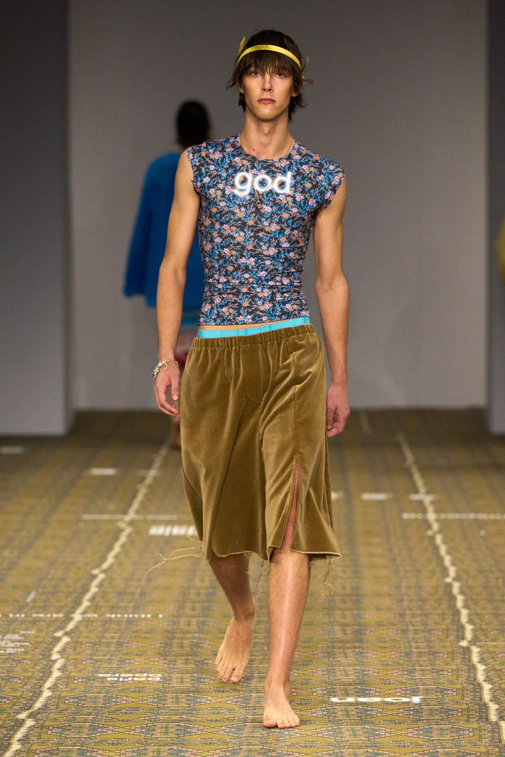 blue mesh sleeveless high-neck fitted printed textured top