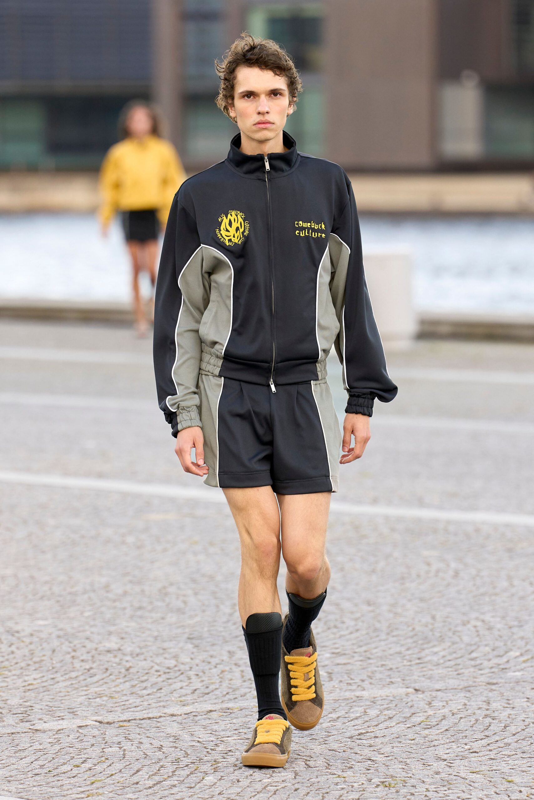 black jersey long-sleeve high-neck oversized zippered color-blocked jacket