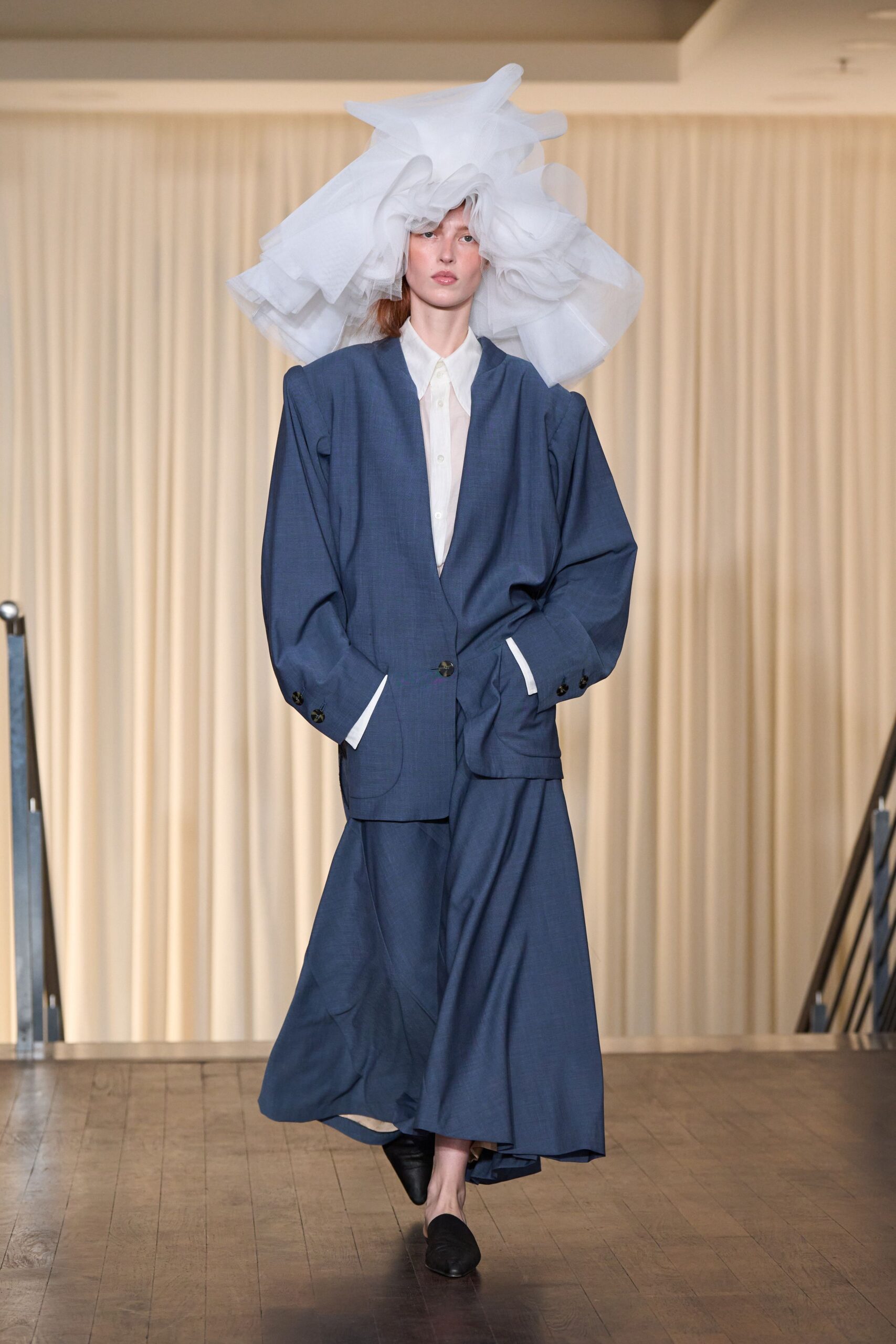 Andreas Kronthaler for Vivienne Westwood S/S 25 Look 121