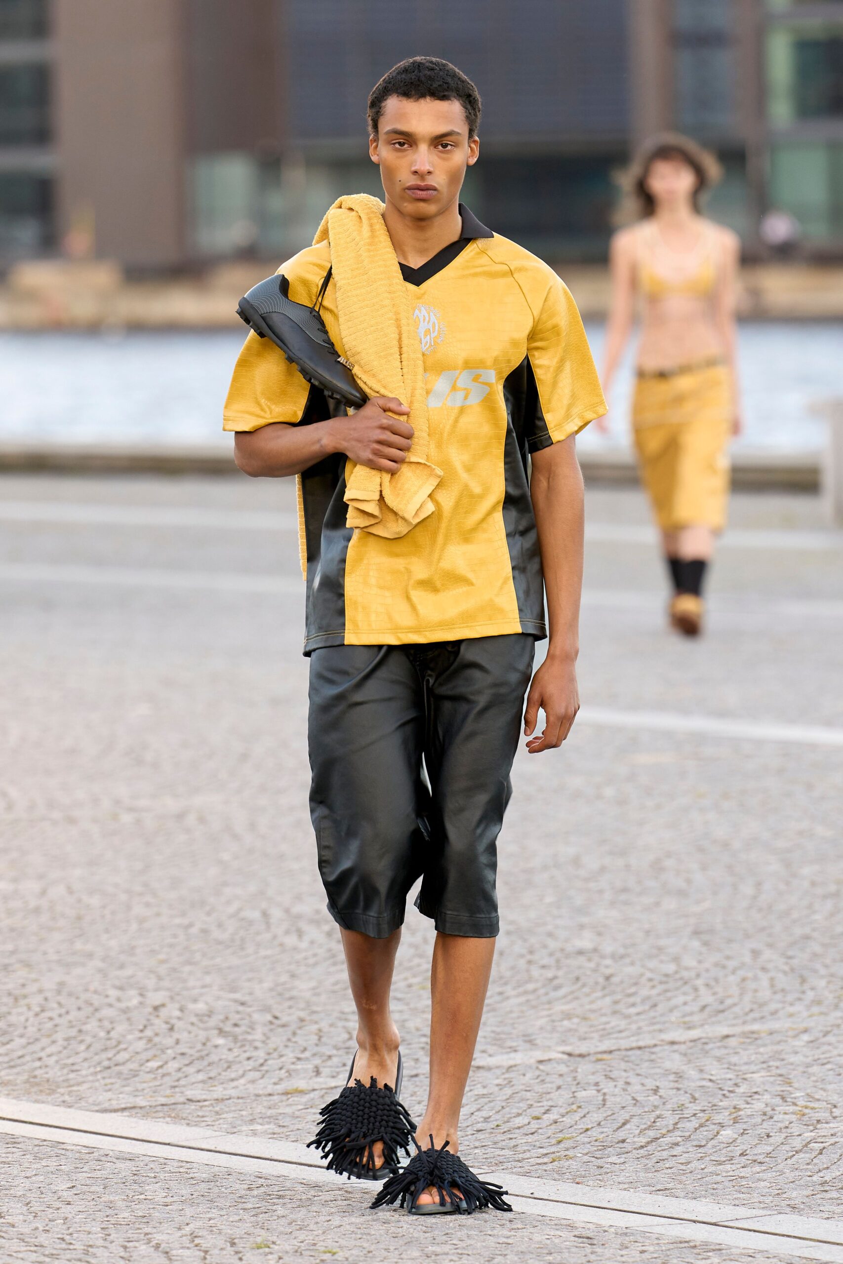 yellow cotton short-sleeve collared relaxed printed color-blocked shirt