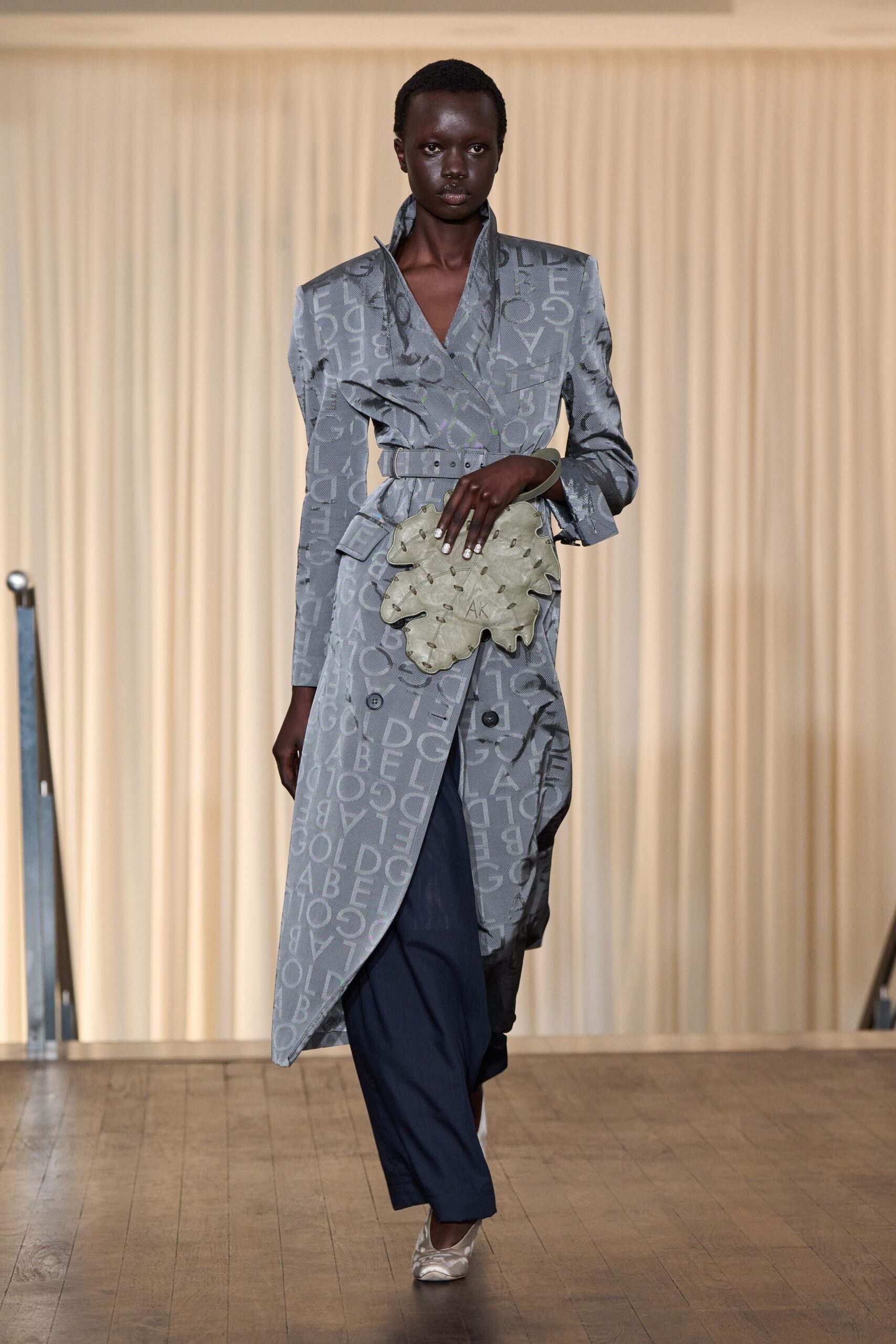 Andreas Kronthaler for Vivienne Westwood S/S 25 Look 125