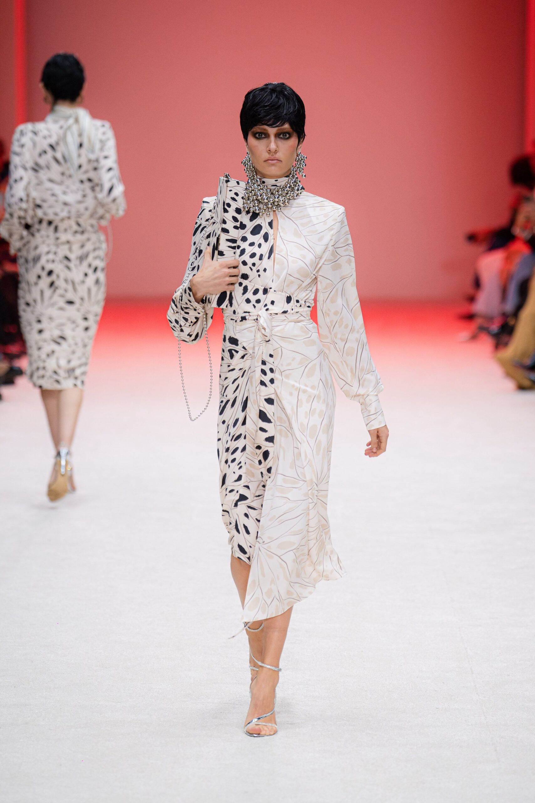 white silk long-sleeve collared fitted printed belted dress