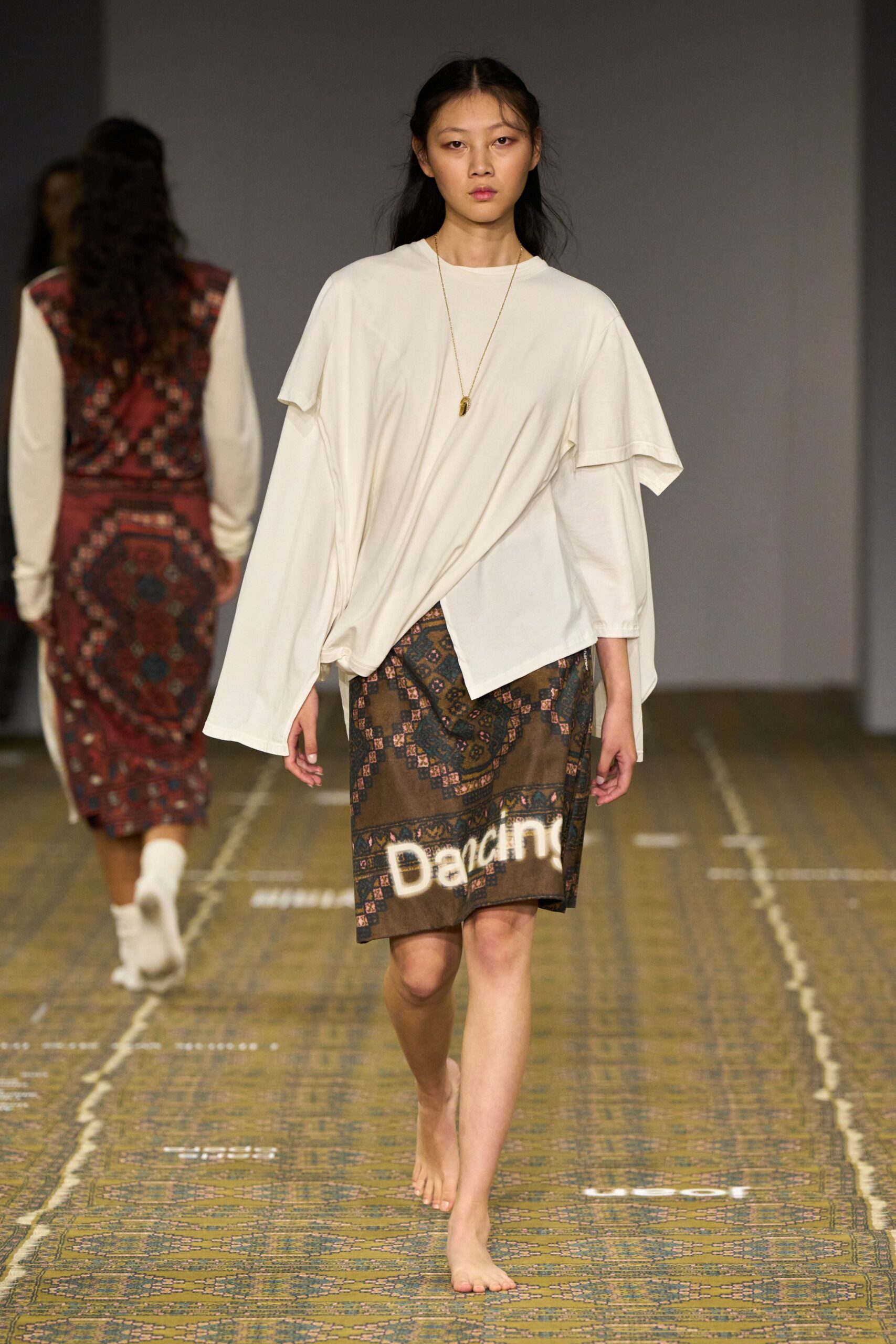 brown silk fitted printed mini skirt