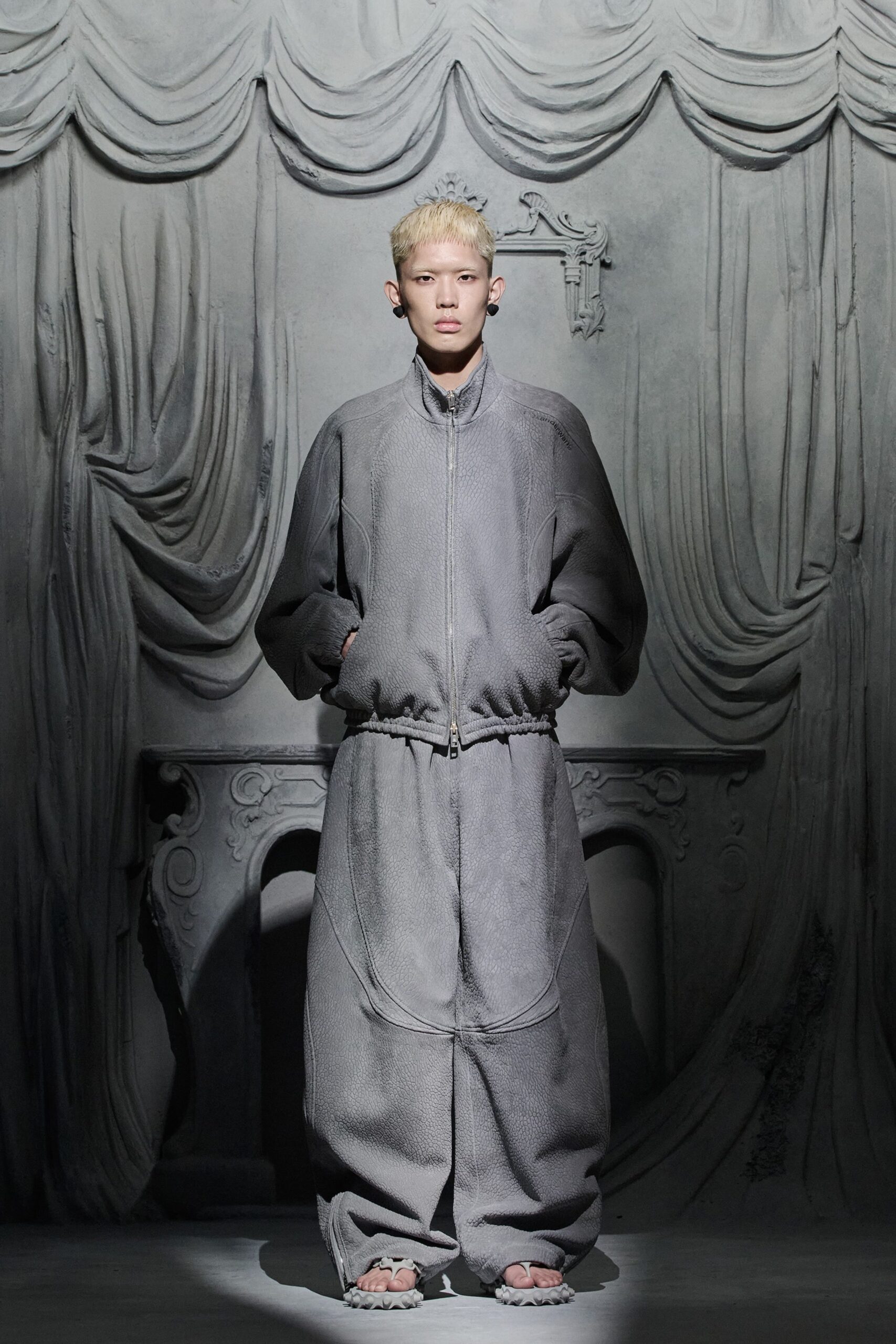 gray oversized jacket and pants