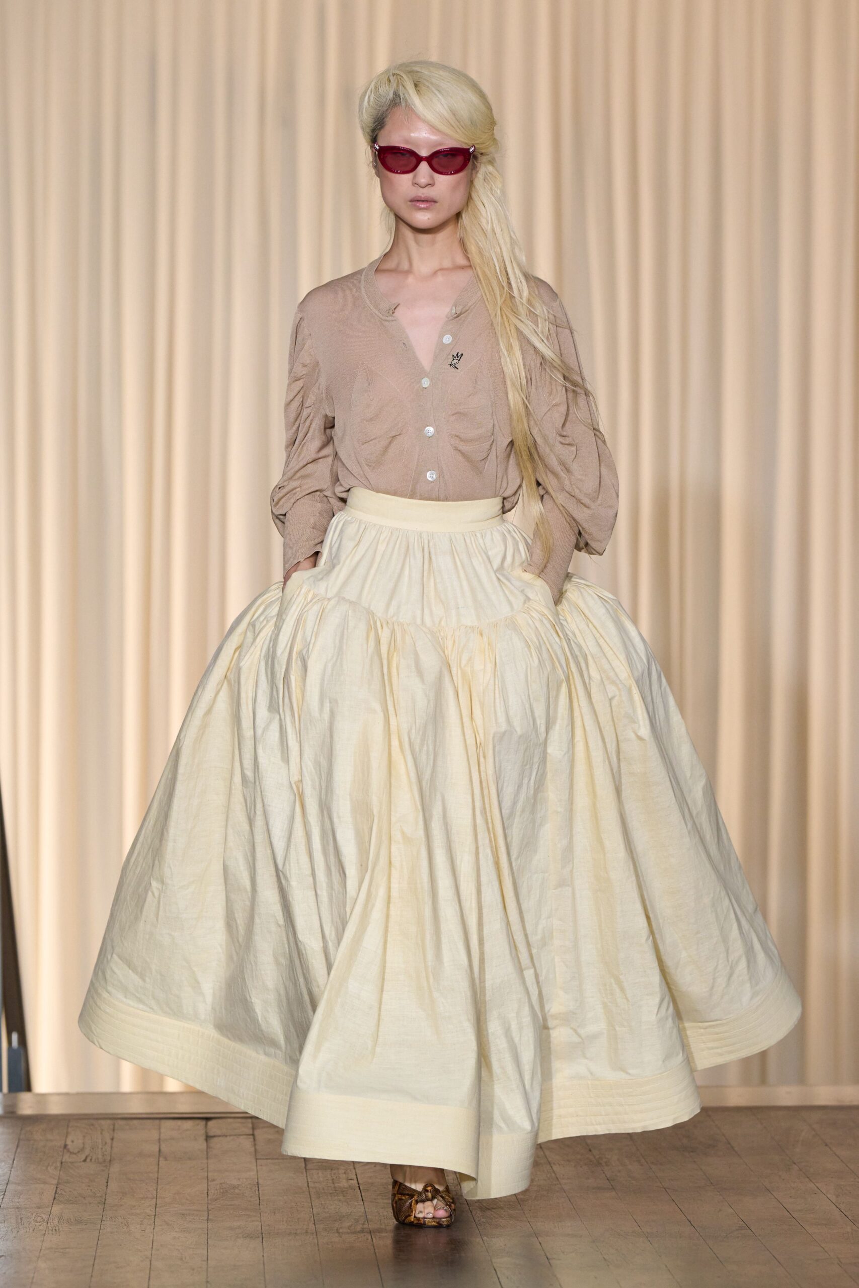 Andreas Kronthaler for Vivienne Westwood S/S 25 Look 183