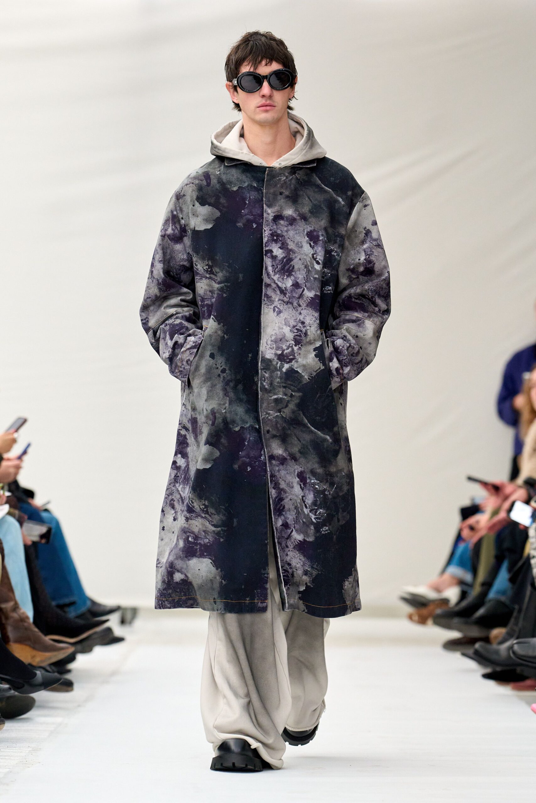 relaxed black printed coat