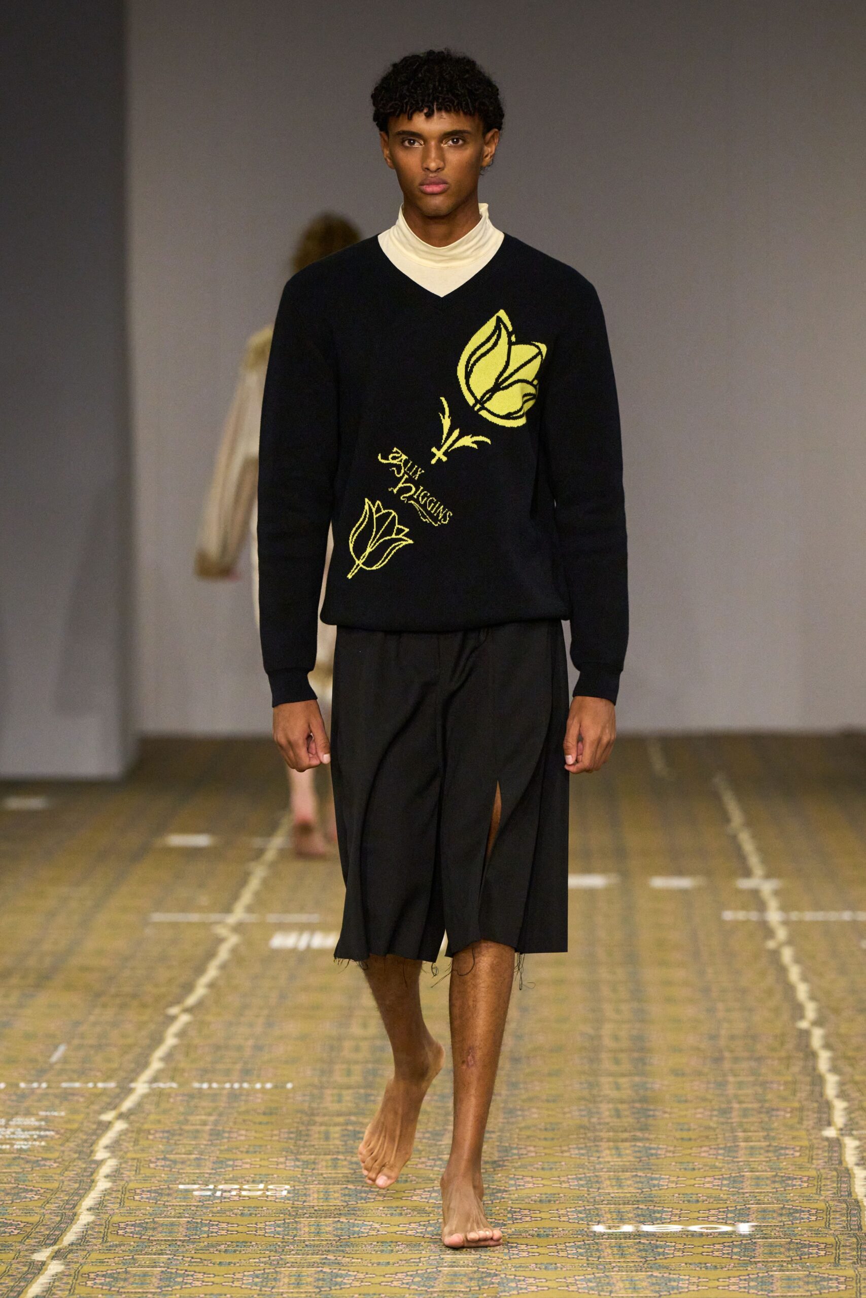 black printed sweater with pants