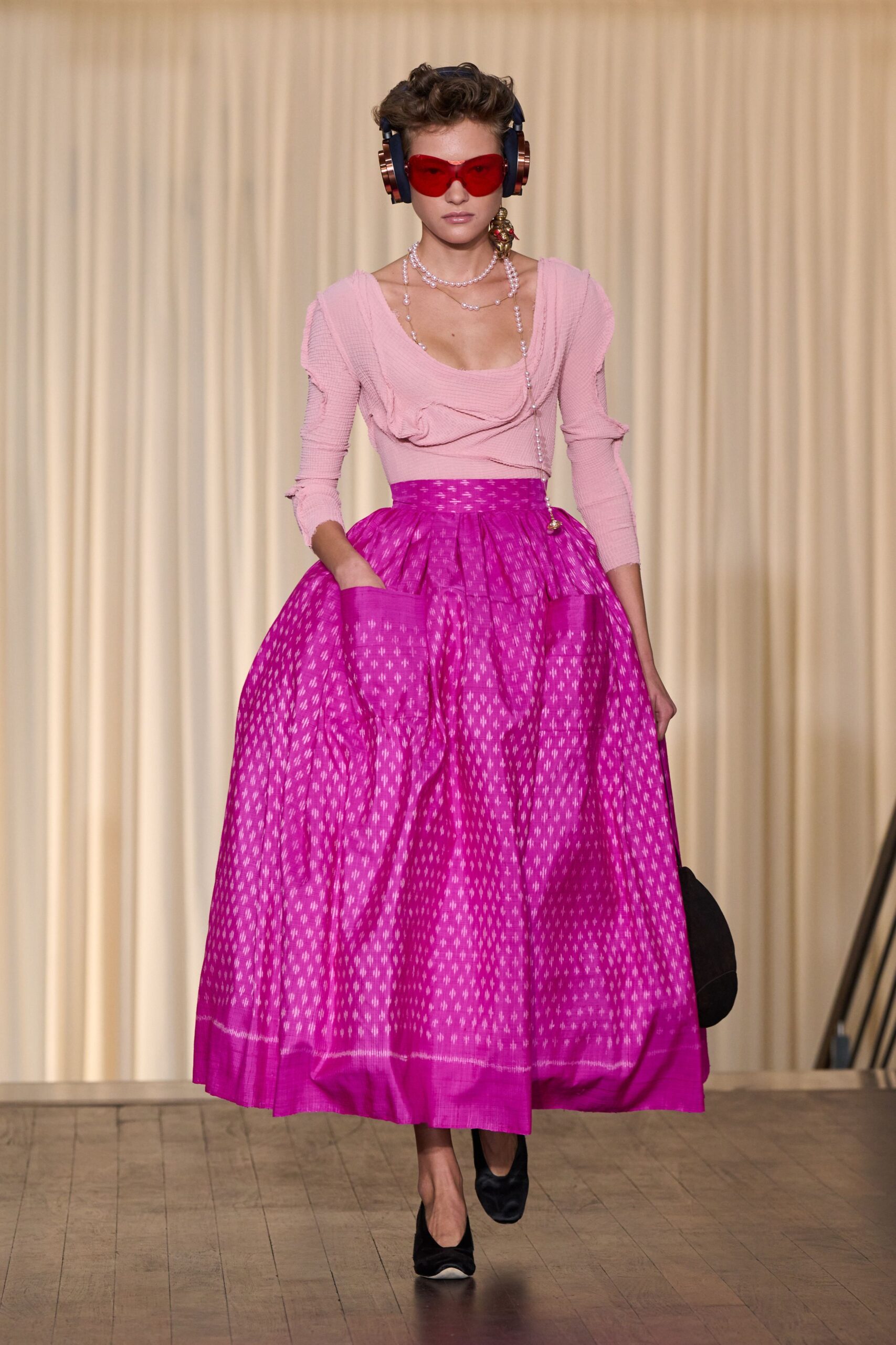 Andreas Kronthaler for Vivienne Westwood S/S 25 Look 271