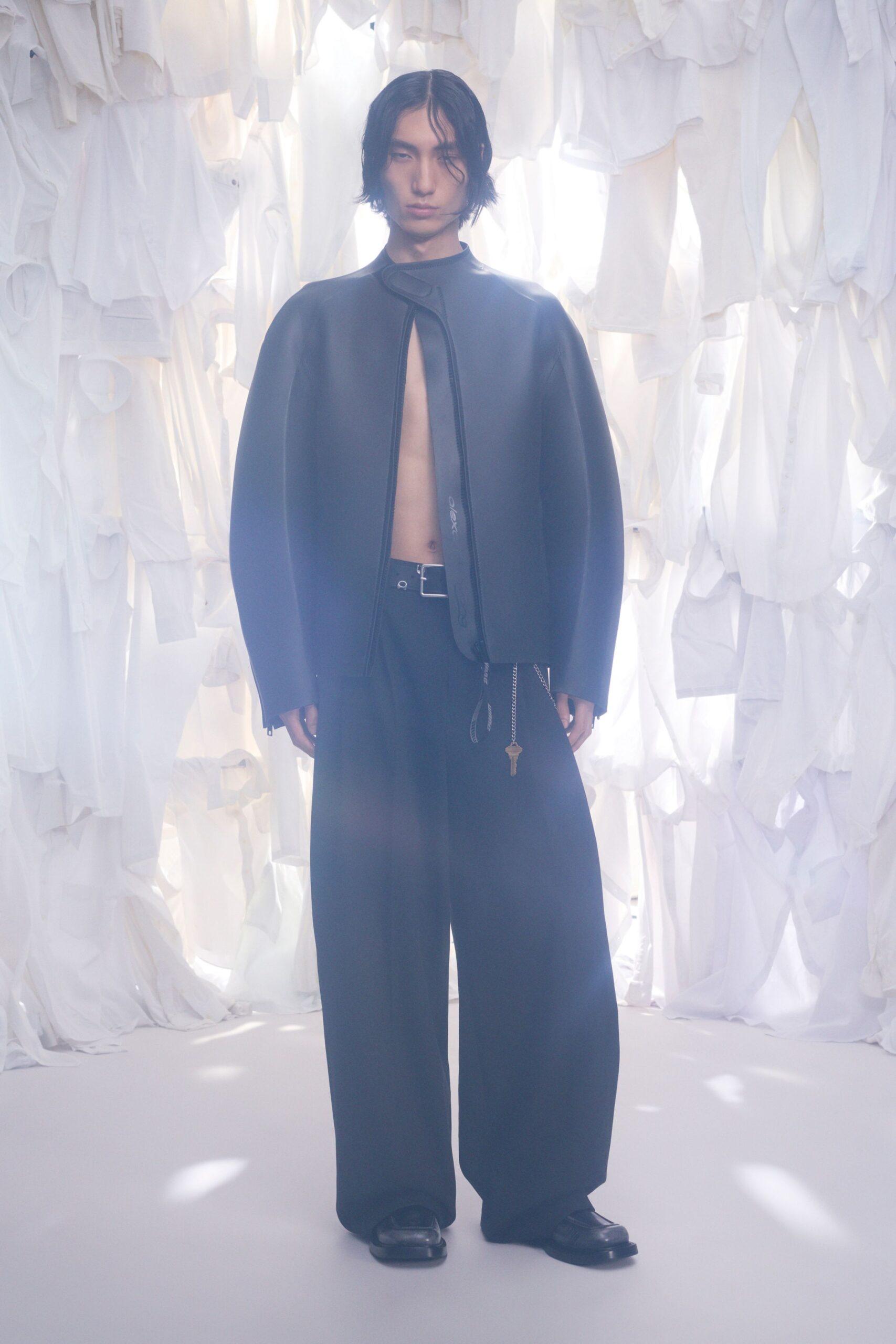 black leather long-sleeve relaxed cape