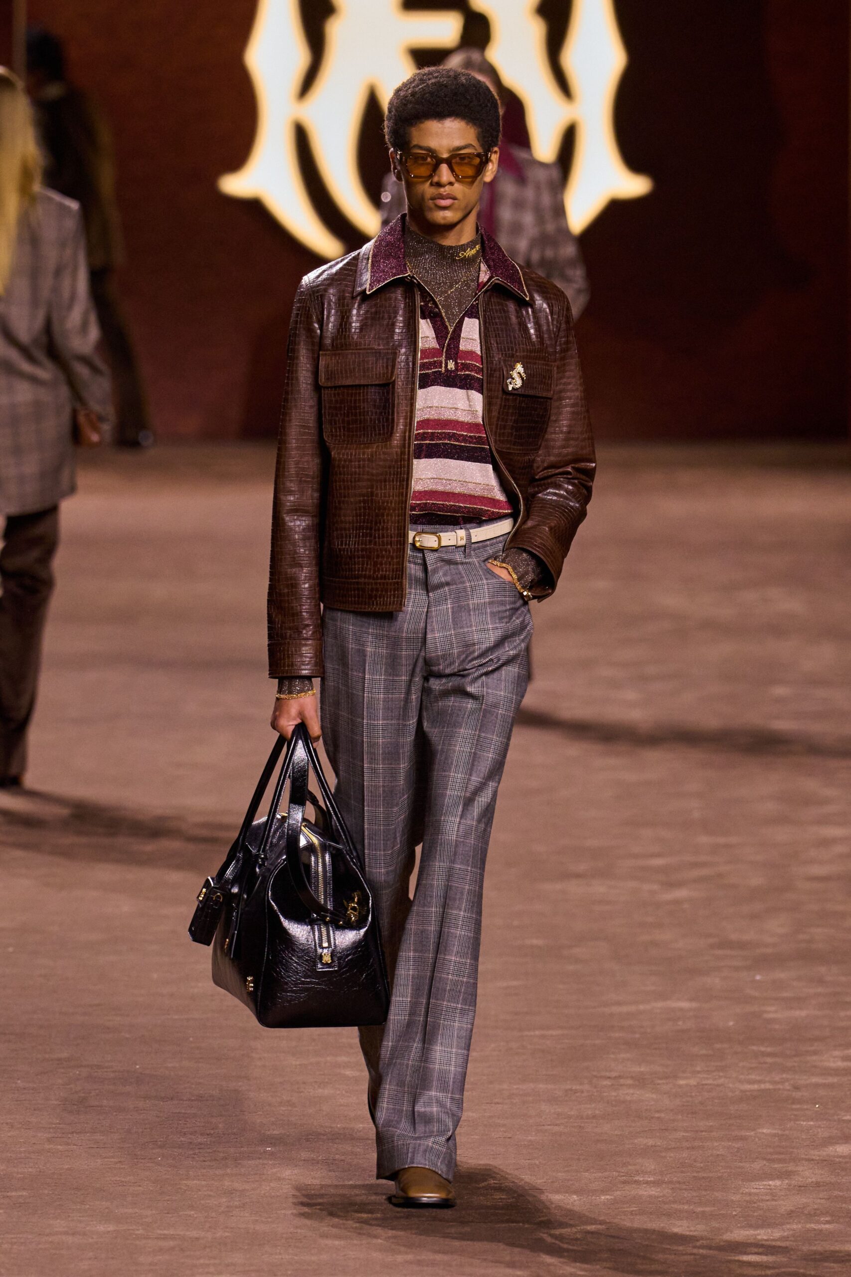 brown leather long-sleeve collared fitted textured jacket