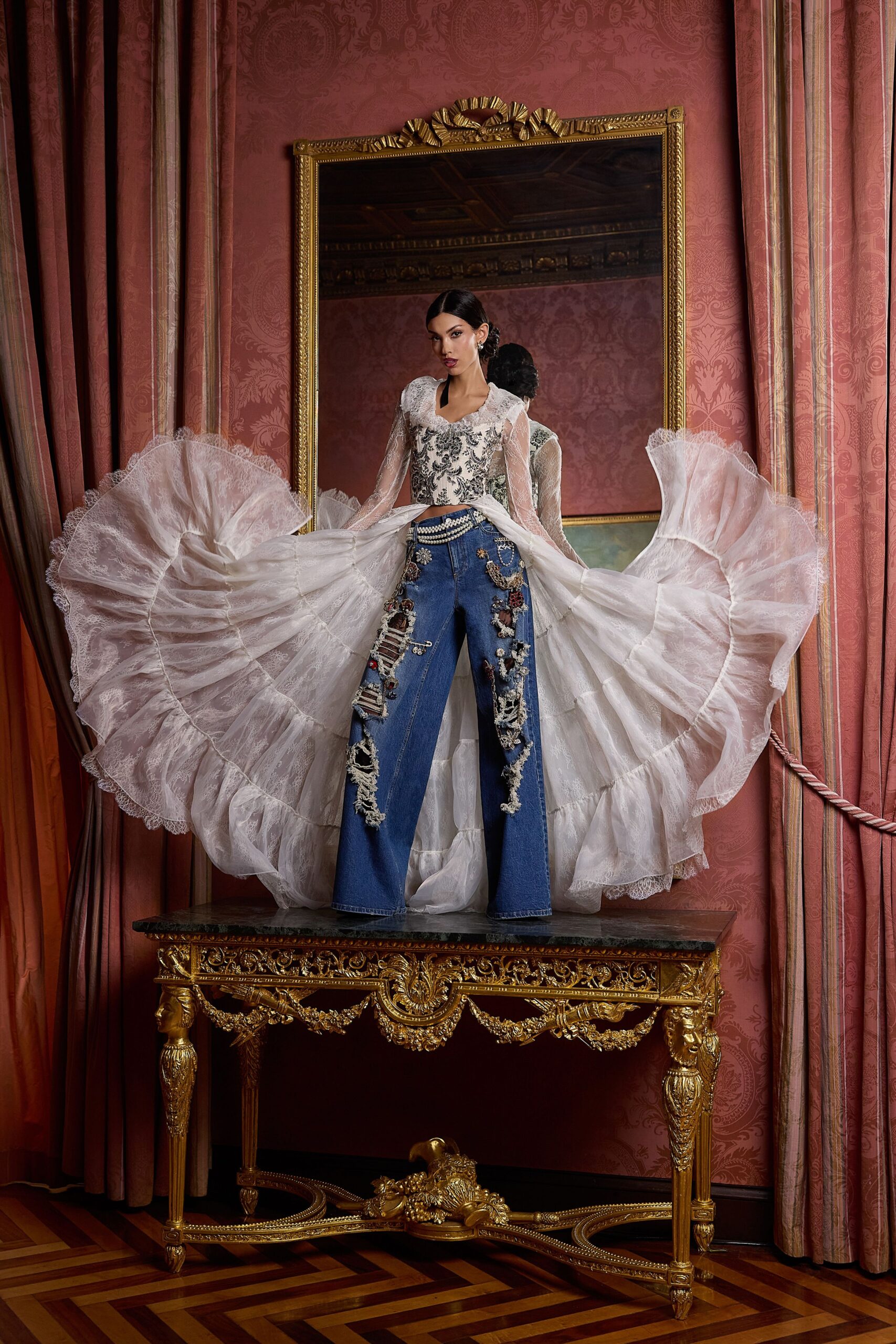 Alice + Olivia F/W 25 Look 293