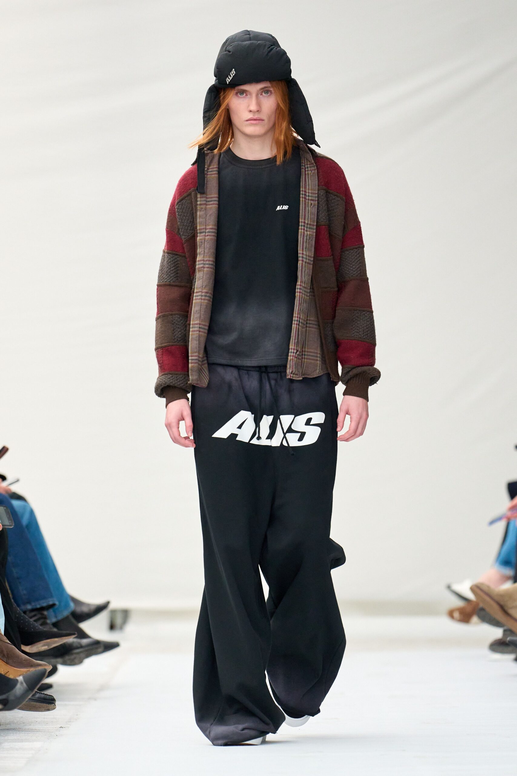 relaxed black t-shirt with striped jacket
