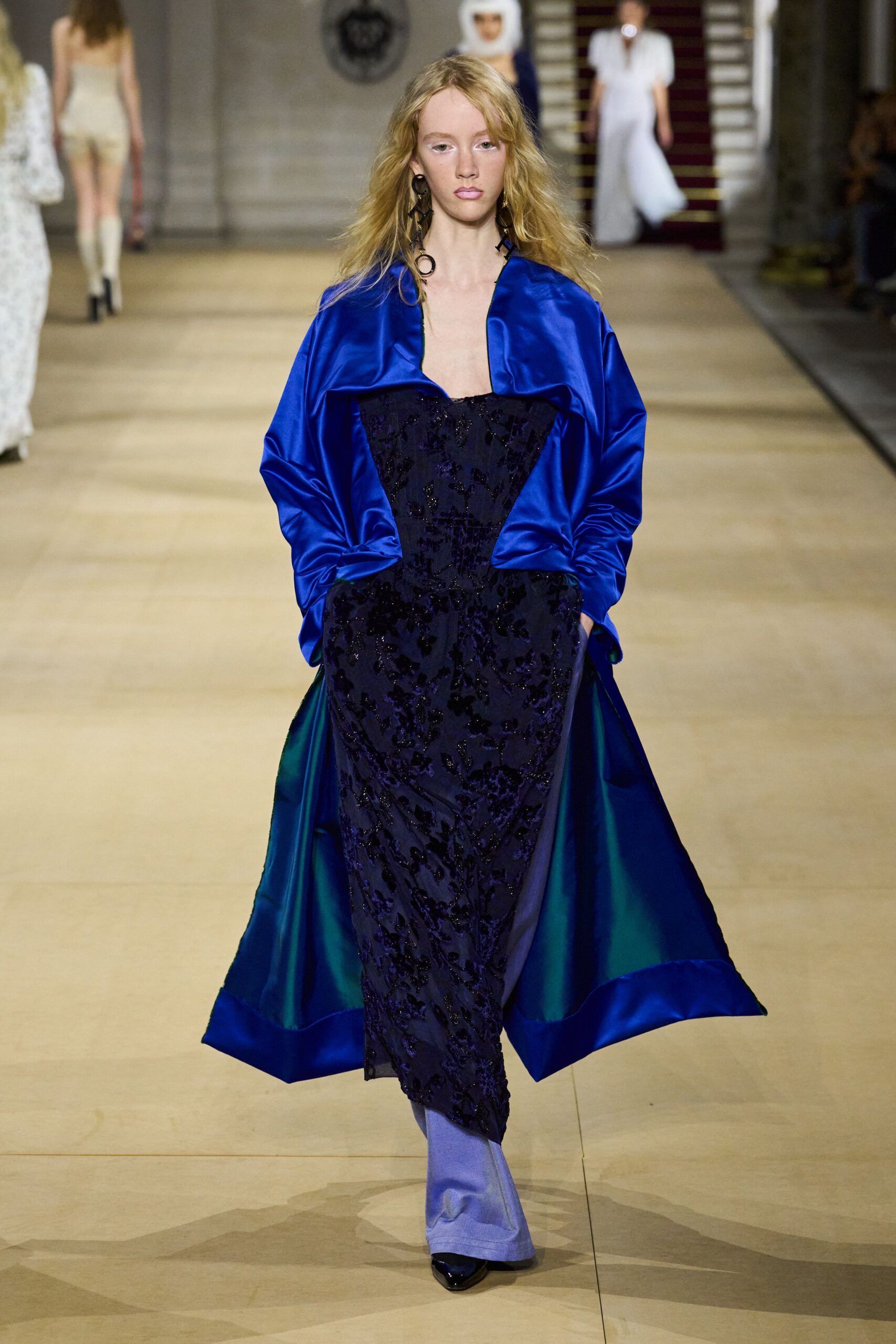 Andreas Kronthaler for Vivienne Westwood F/W 25 Look 272