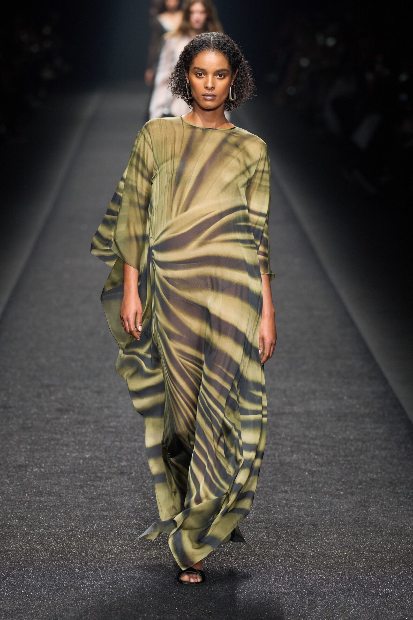 Alberta Ferretti F/W 24 Look 303