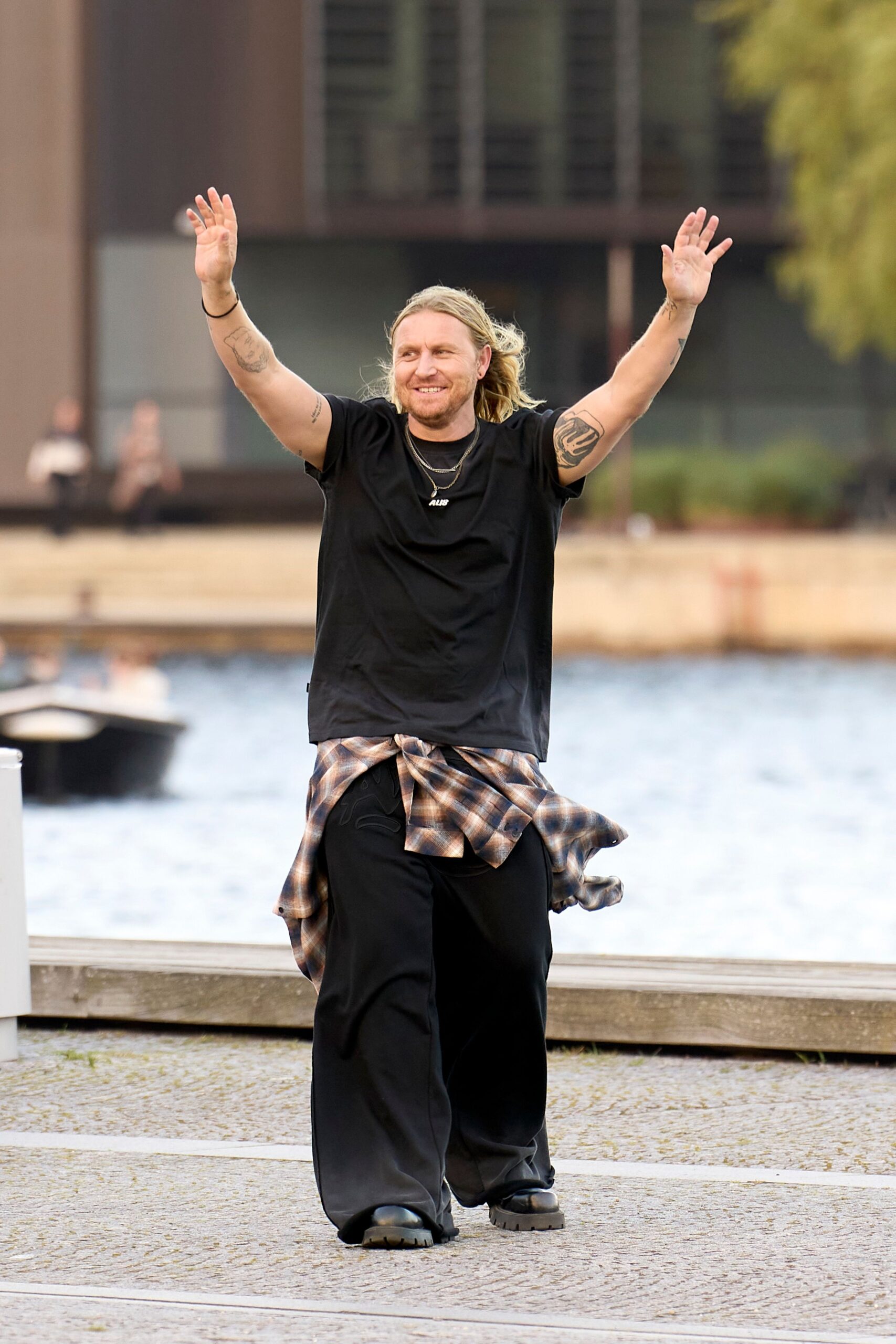 black t-shirt with plaid shirt