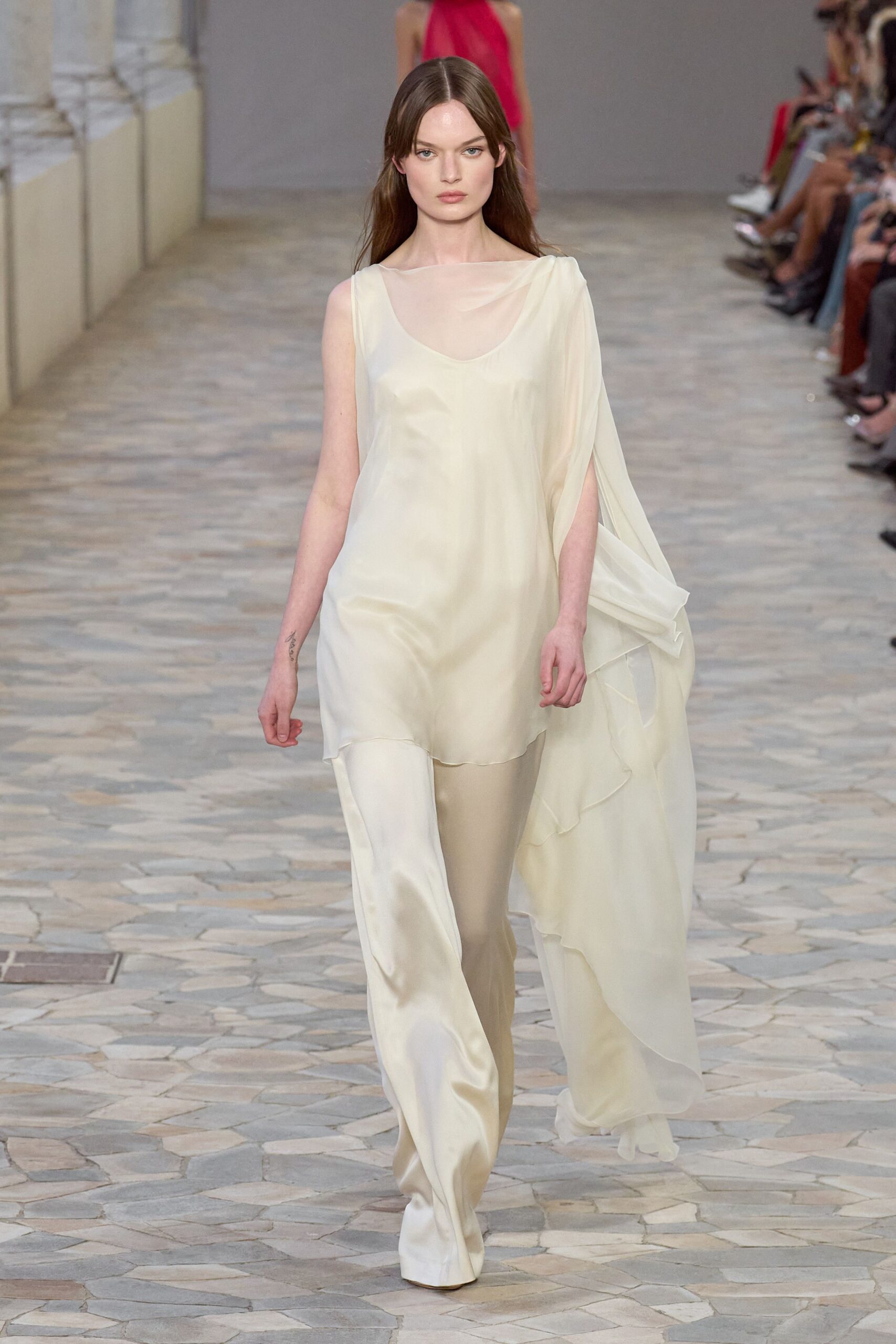 Alberta Ferretti S/S 25 Look 571
