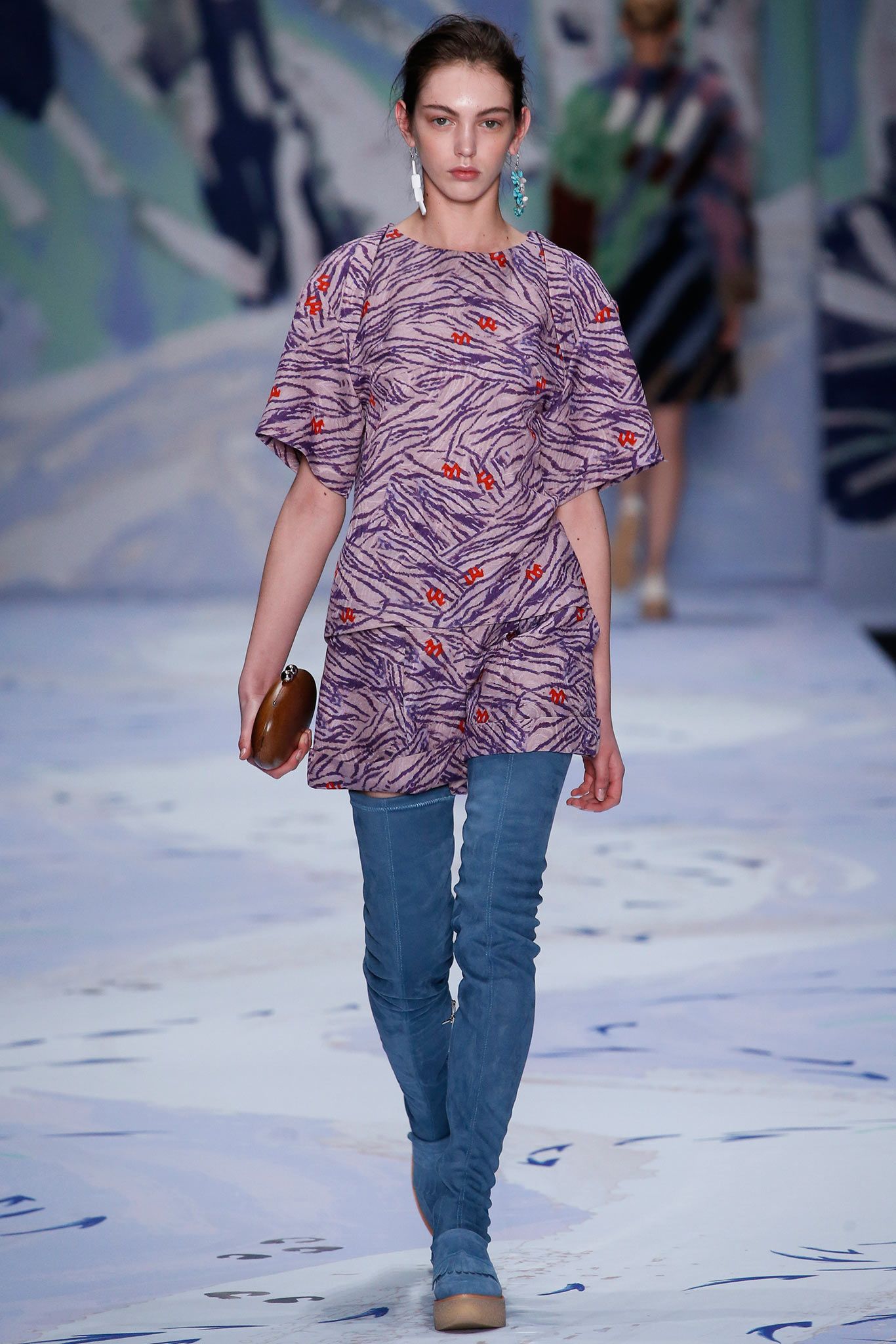 Alena Akhmadullina Russia F/W 15 Look 195