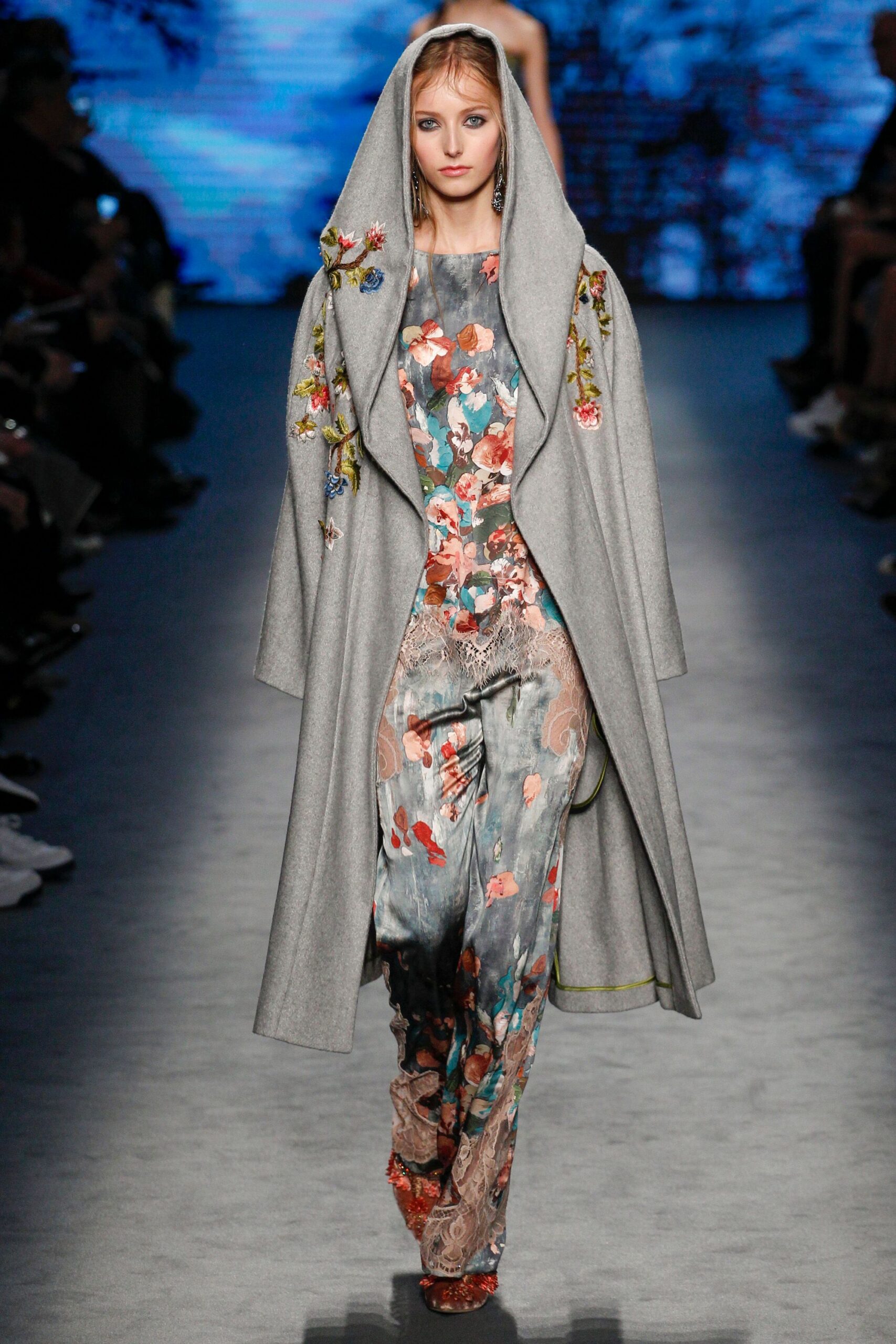 Alberta Ferretti F/W 16 Look 230