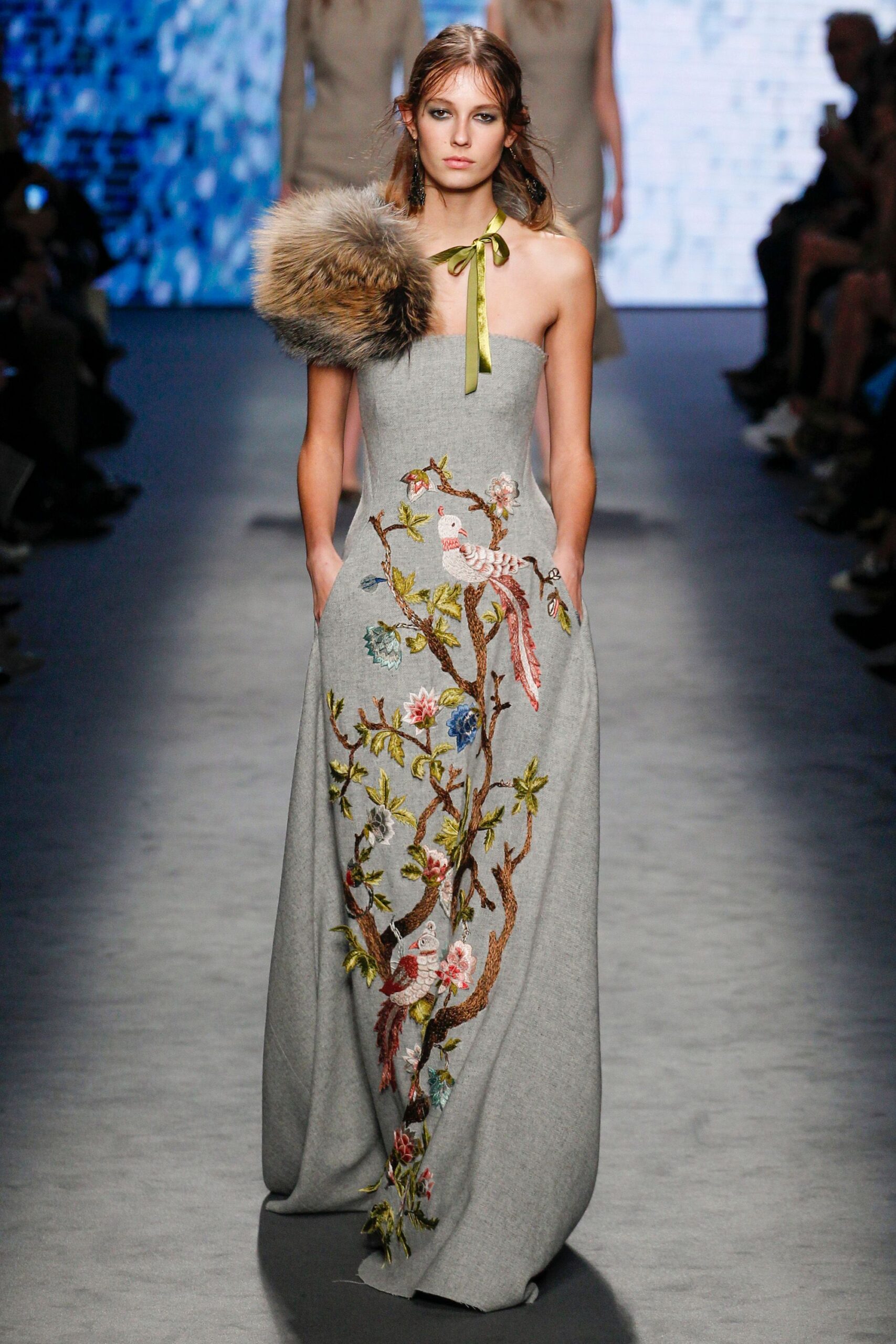 Alberta Ferretti F/W 16 Look 258