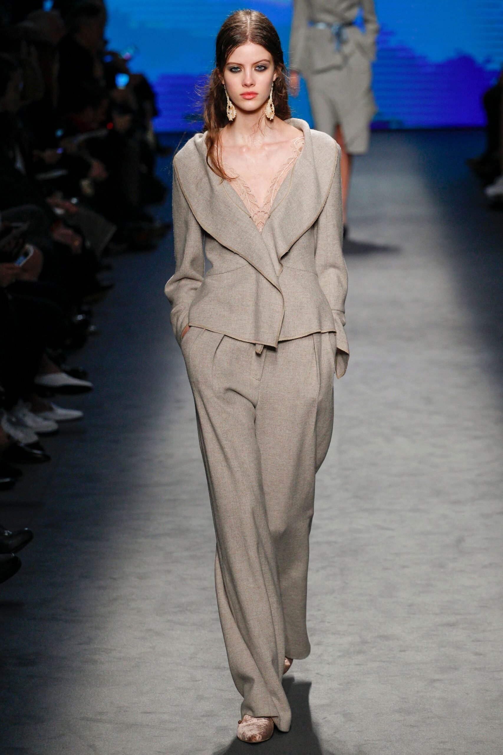 Alberta Ferretti F/W 16 Look 355