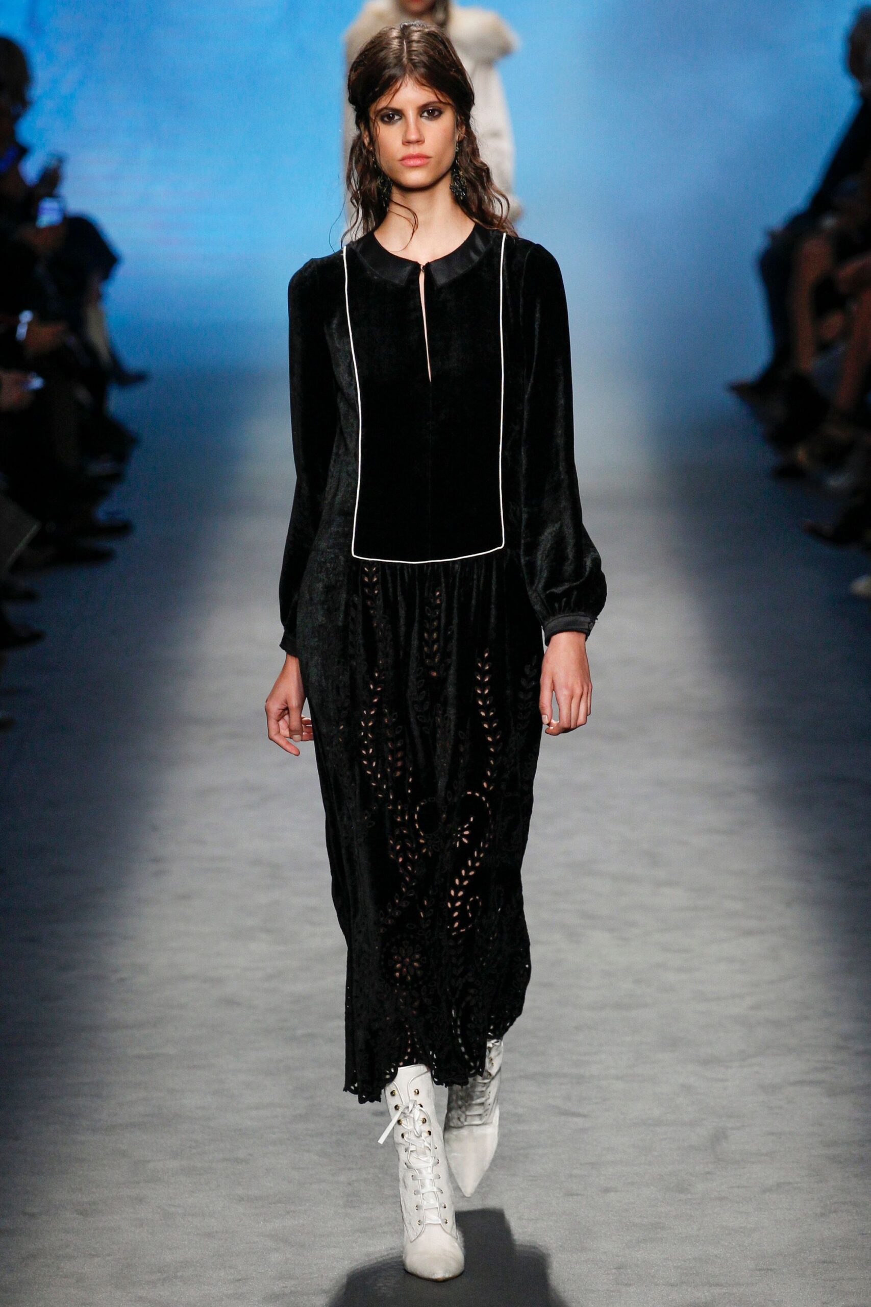 Alberta Ferretti F/W 16 Look 571