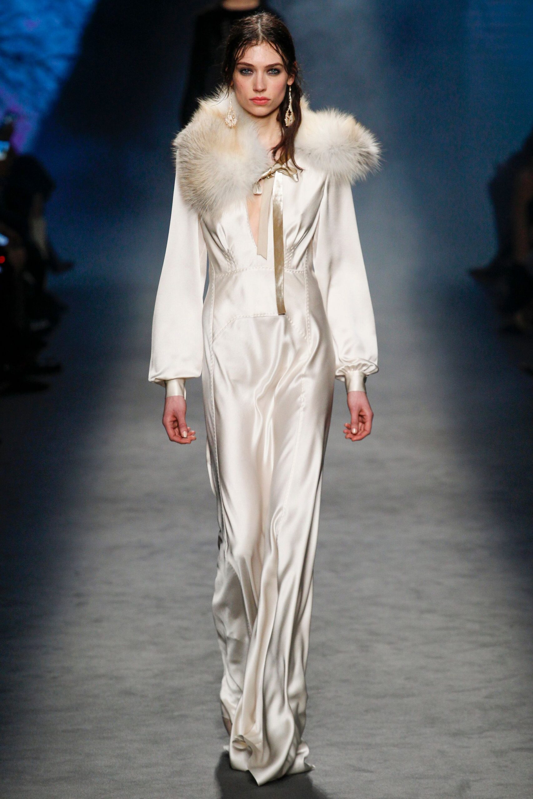 Alberta Ferretti F/W 16 Look 587